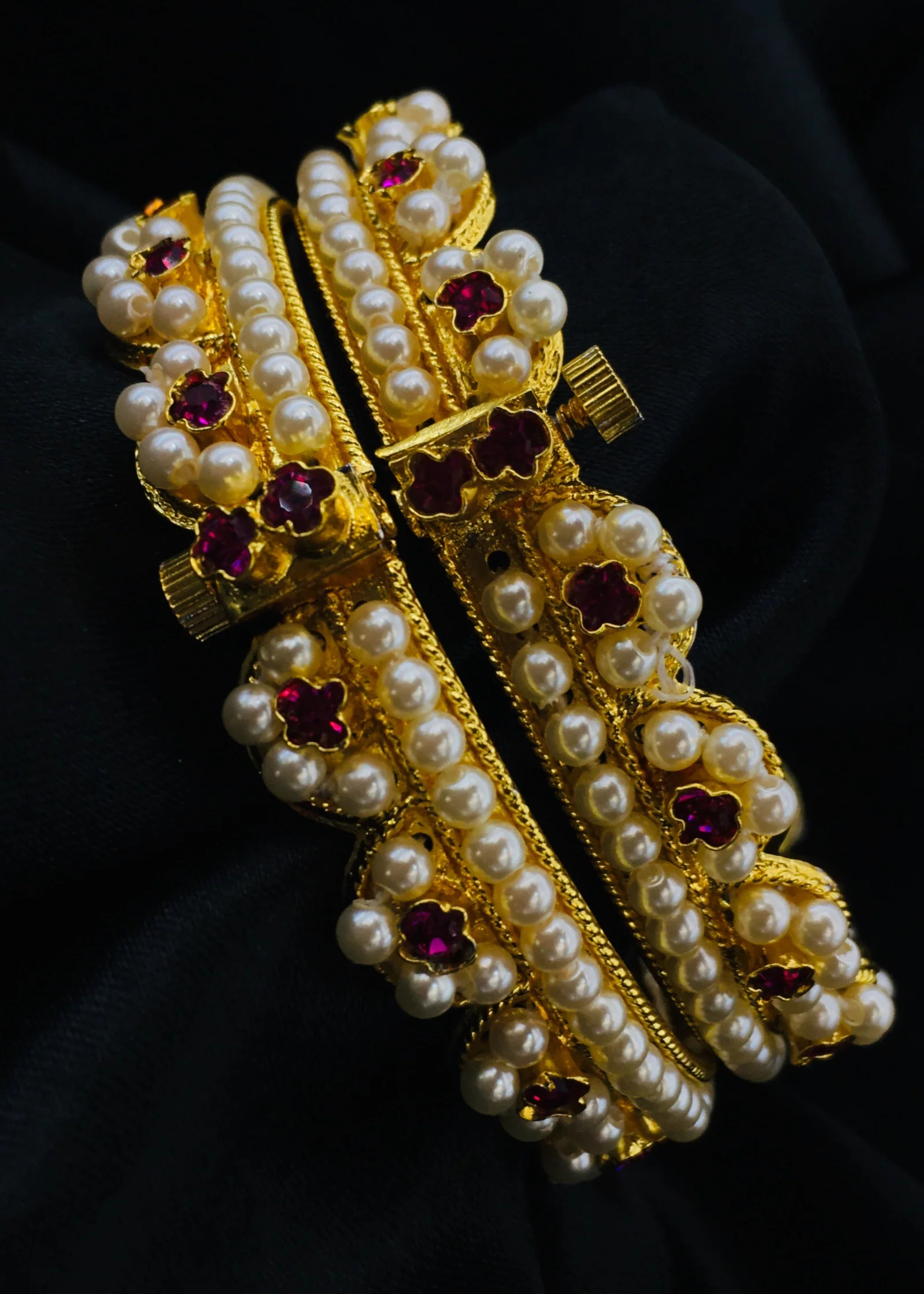 APPEALING DESIGNER BANGLES - Image 5