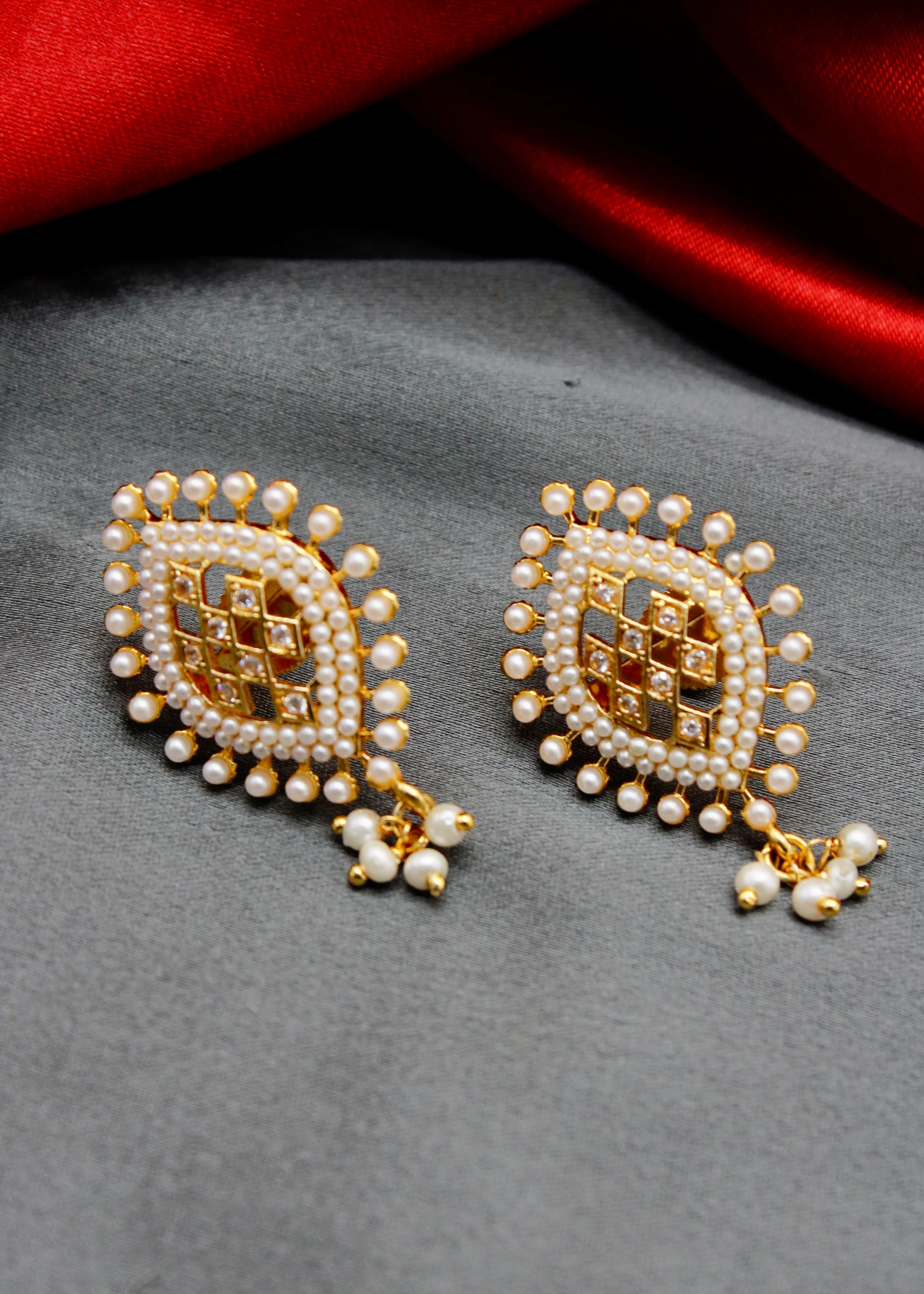 ELEGANT MOTI EARRINGS - Image 7