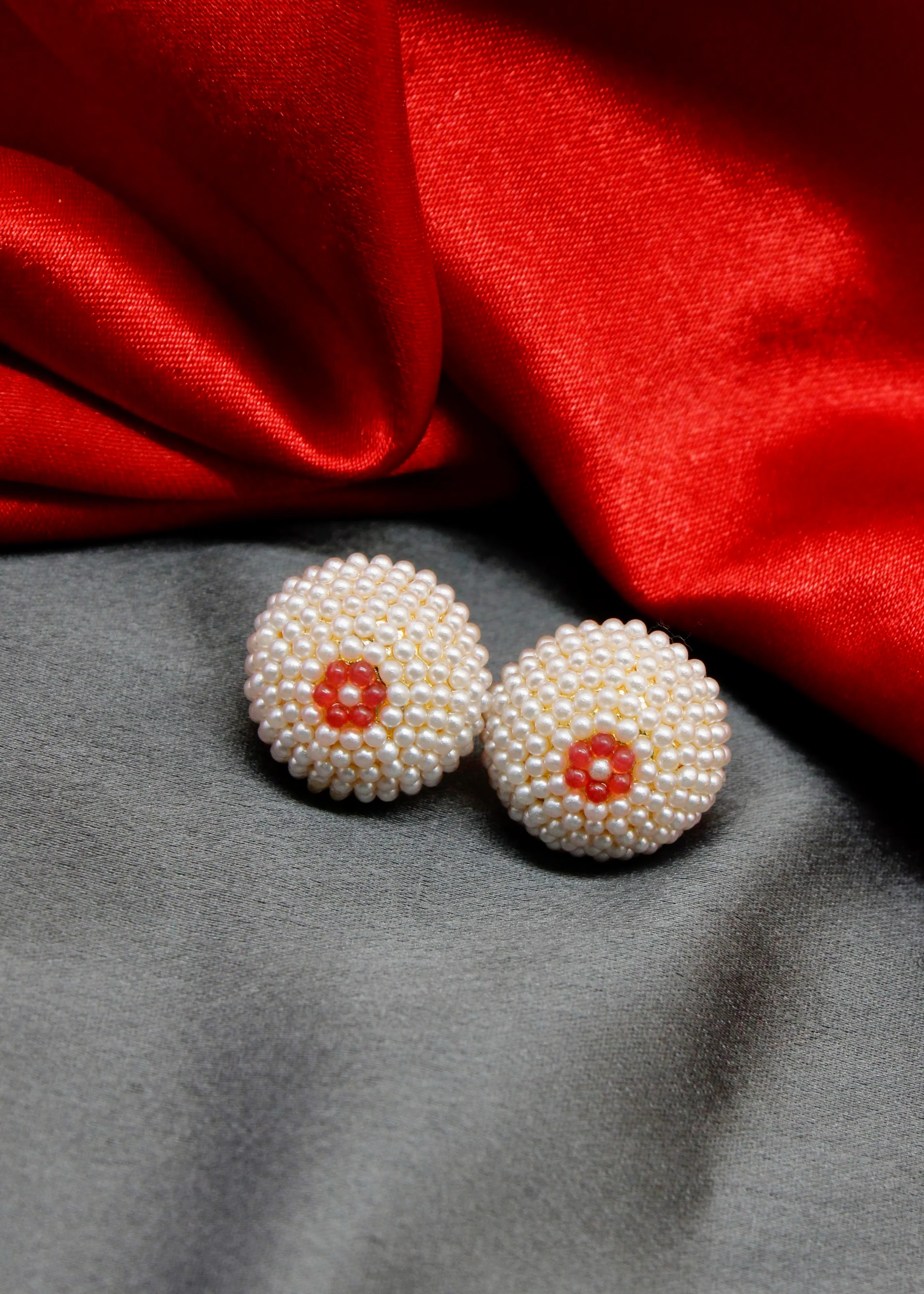 IMPRESSIVE MOTI- STUDS - Image 2