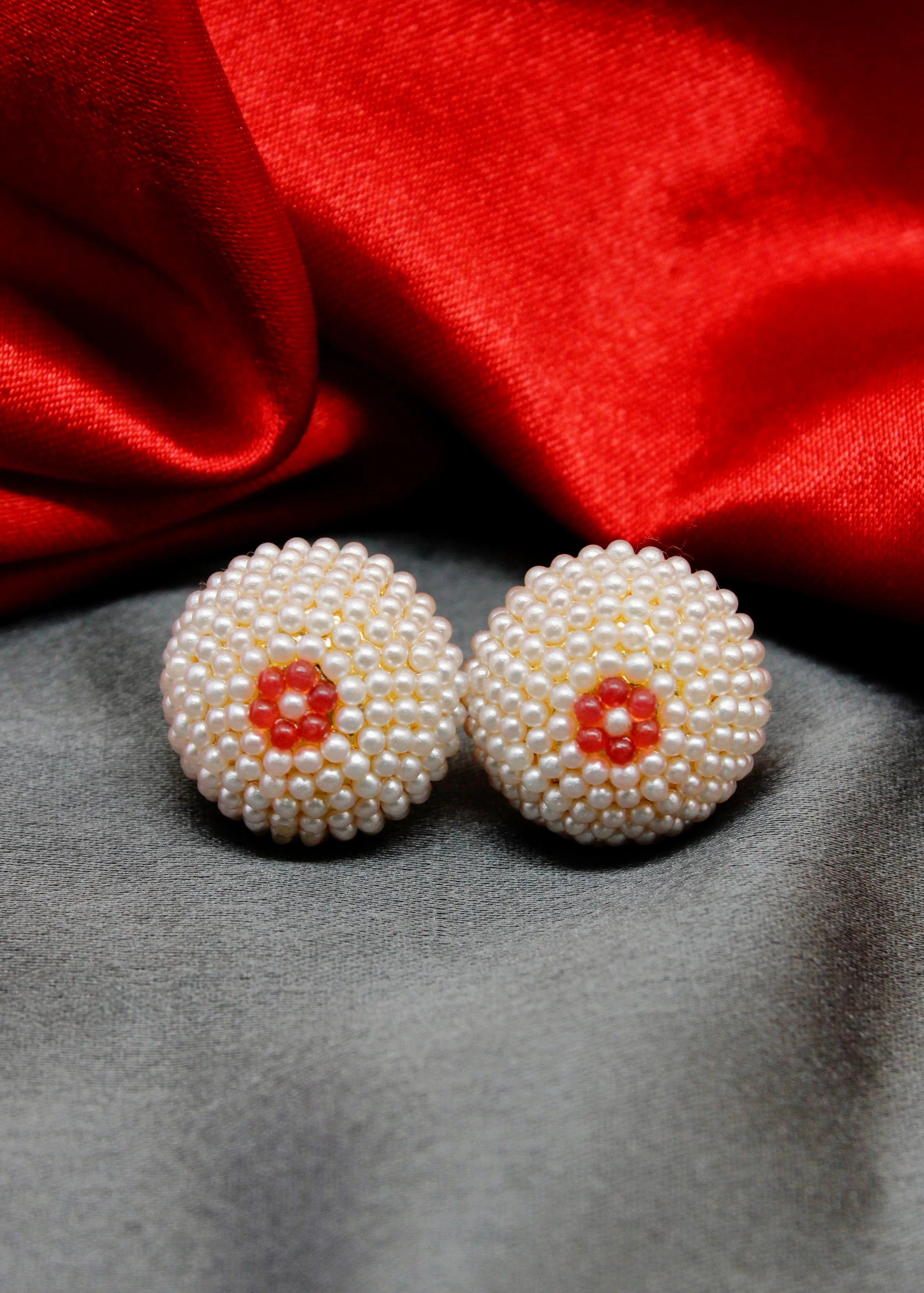 IMPRESSIVE MOTI- STUDS - Image 3