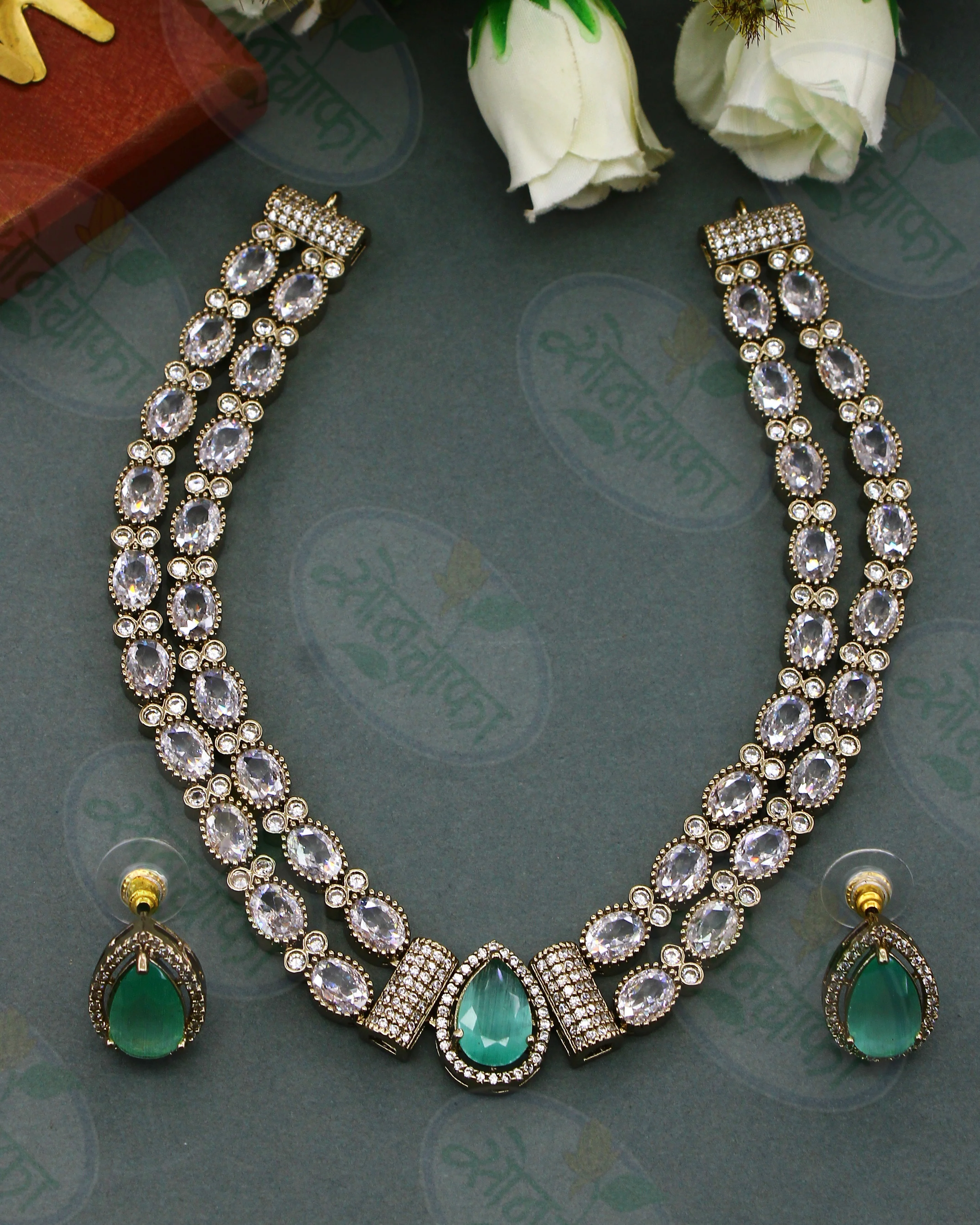 DROPLET PINK STONE NECKLACE - Image 4