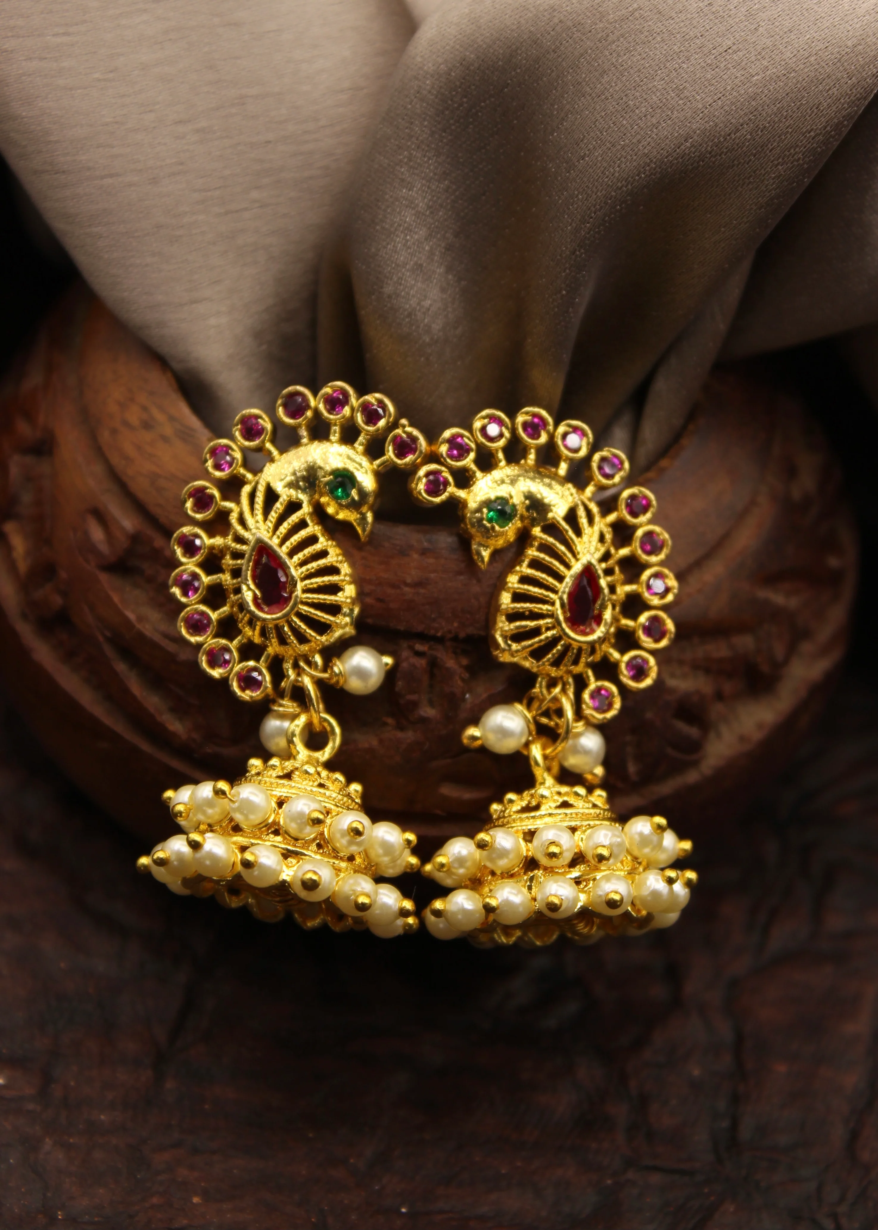 ATTRACTIVE PEACOCK EARRINGS - Image 9
