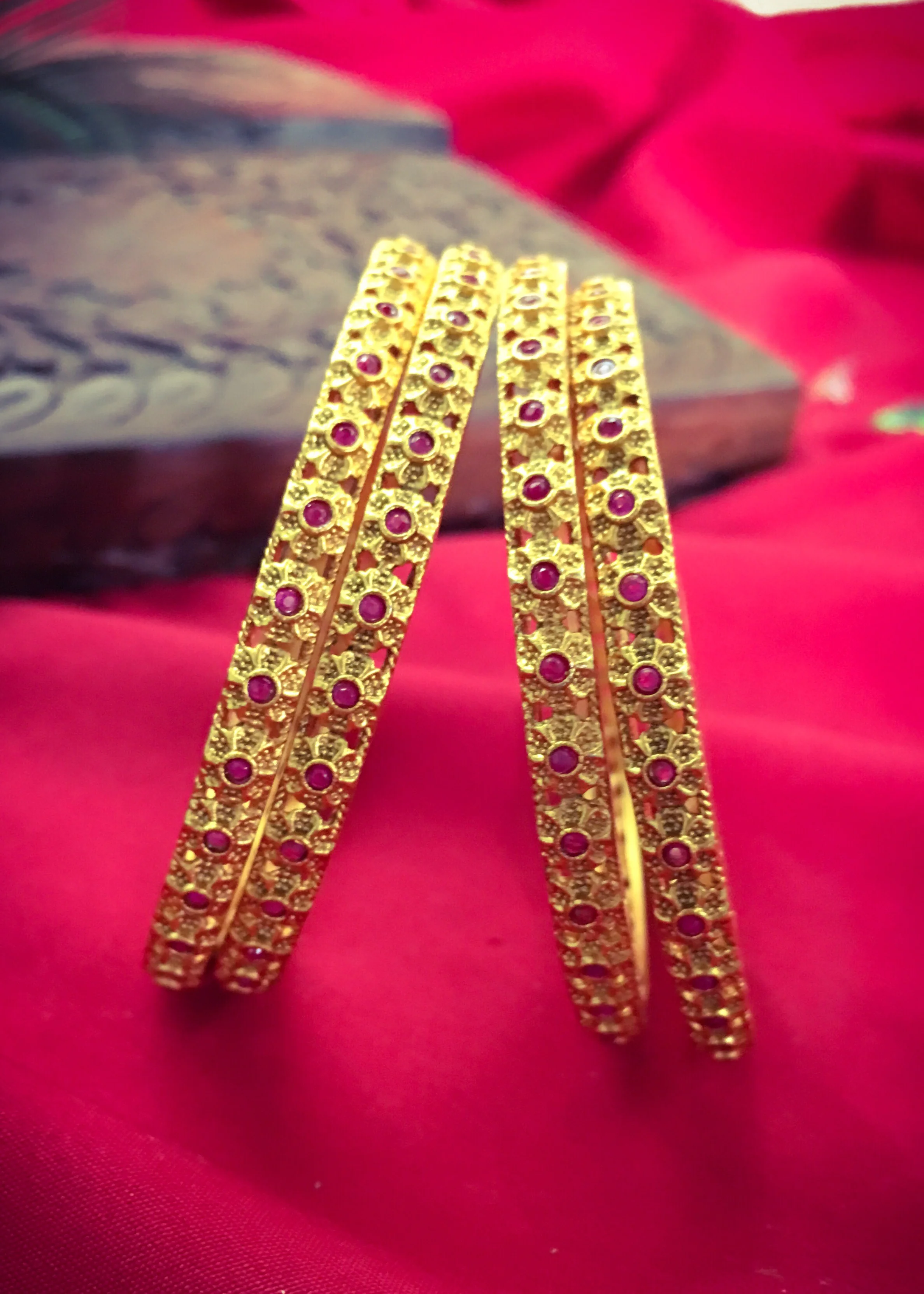 FLORAL DESIGN BANGLES - Image 7