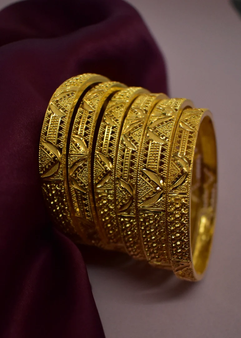 GOLD PLATED SQUARE BANGLES - Image 3