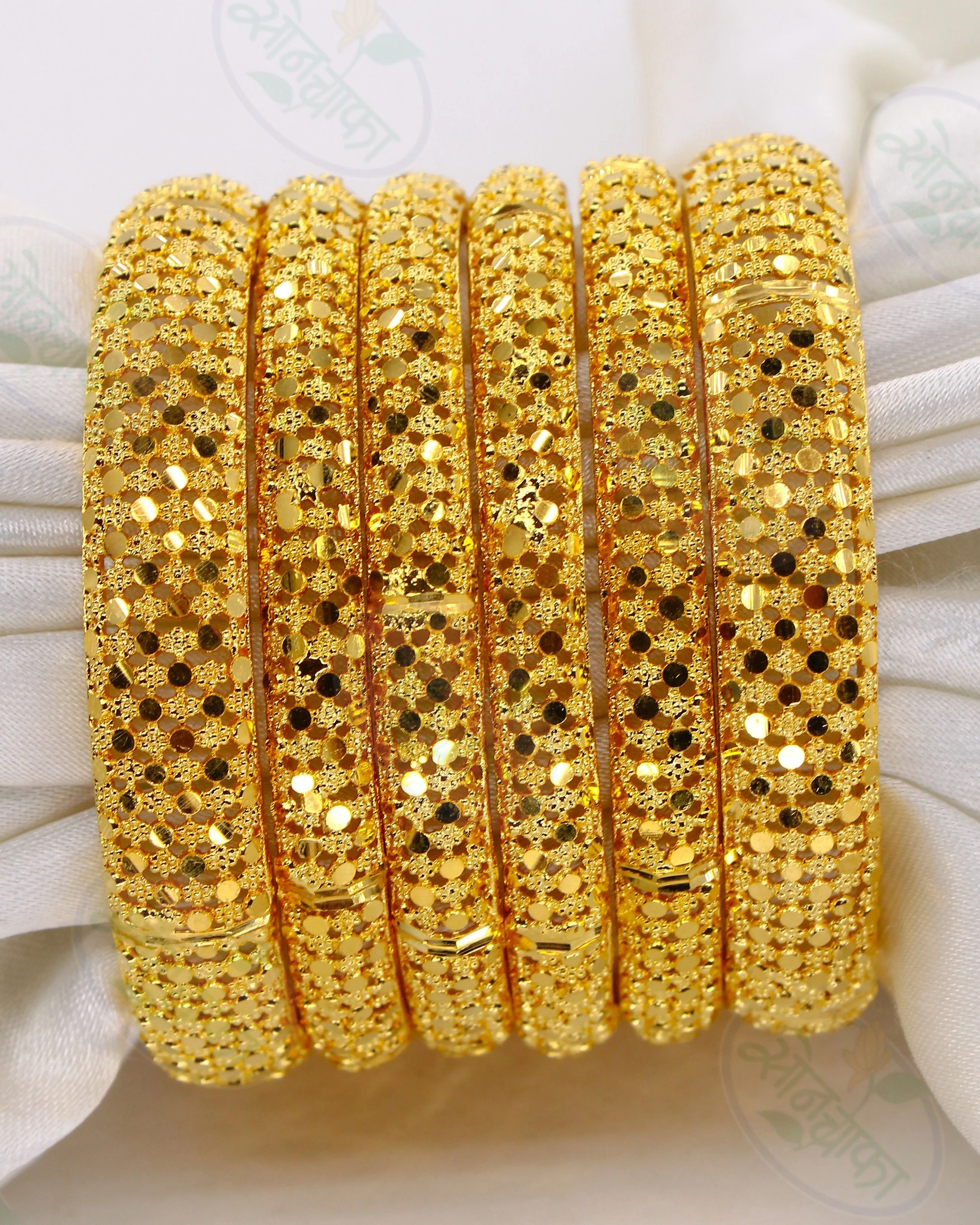 CLASSIC DESIGNER BANGLES SET - Image 2