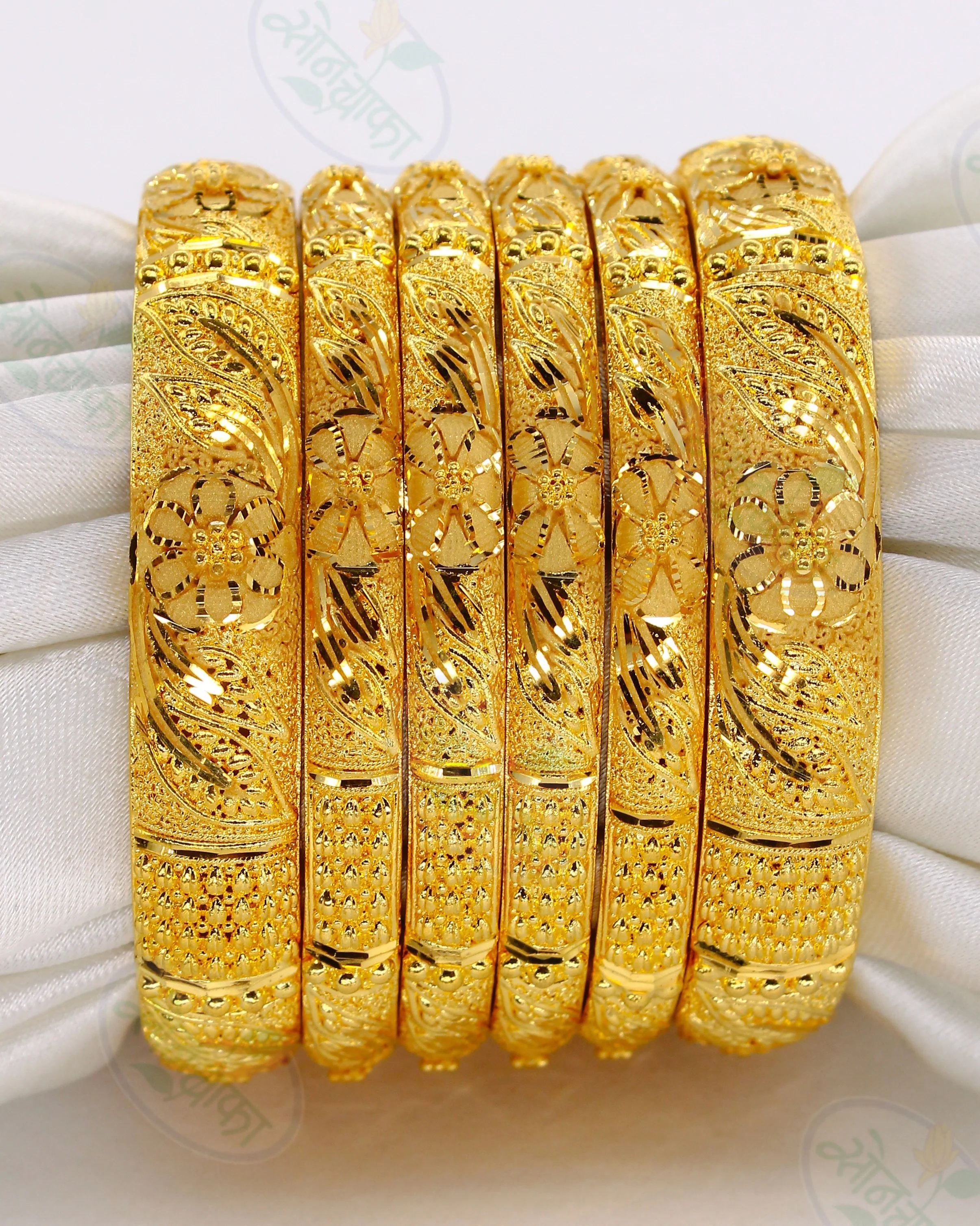 FLORAL LEAFY BANGLES SET - Image 4