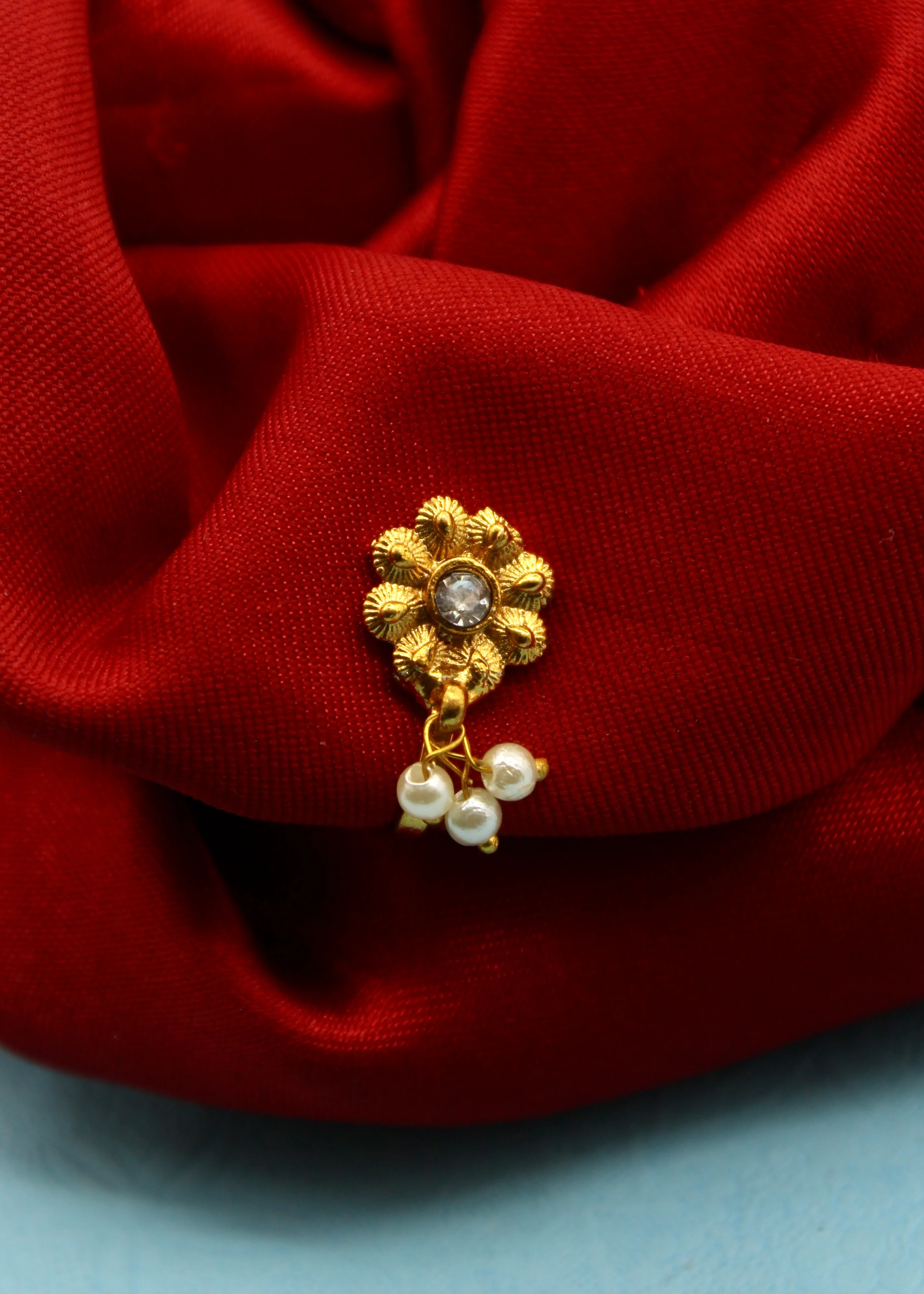GRACY FLORET NOSE PIN - Image 4