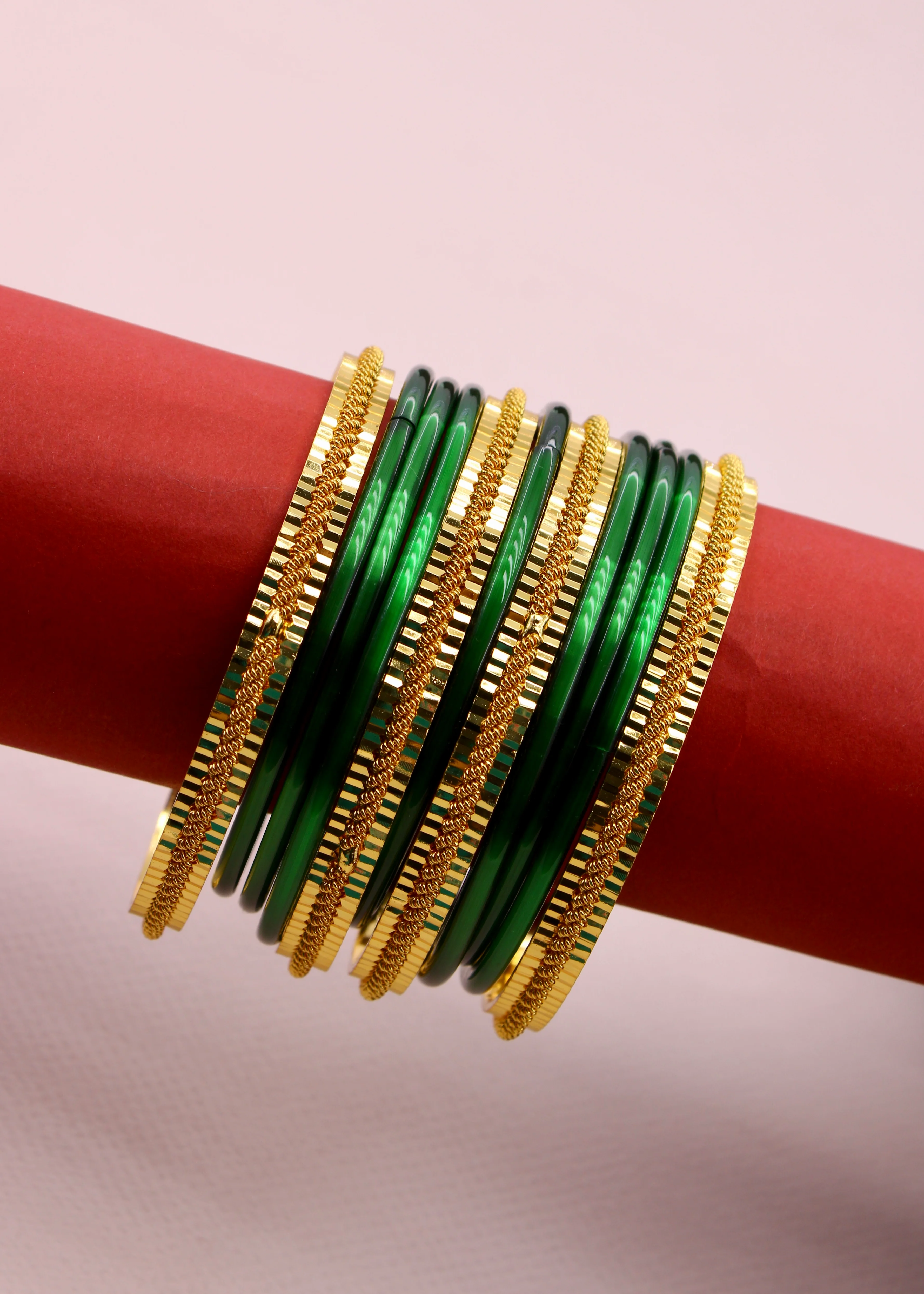 STUNNING ANTIQUE BANGLES - Image 5