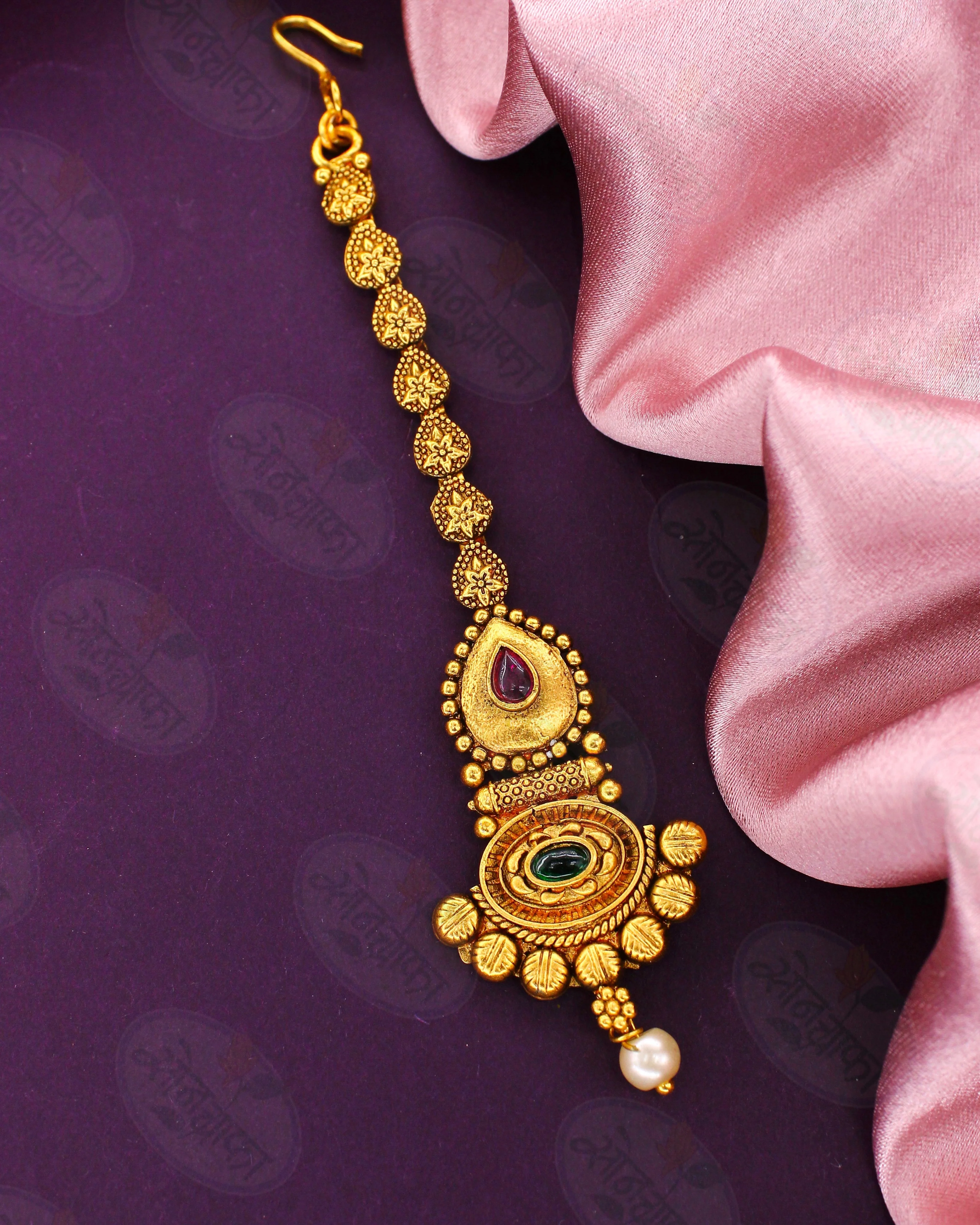 ICONIC AHILYA BINDI - Image 5