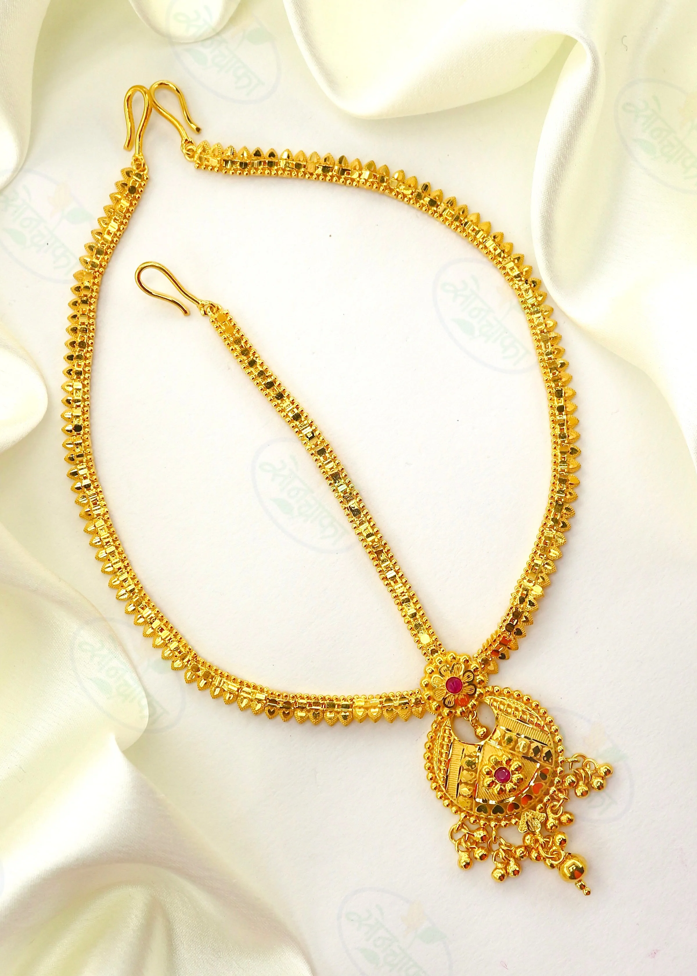 ALLURING GOLD PLATED BINDI - Image 2