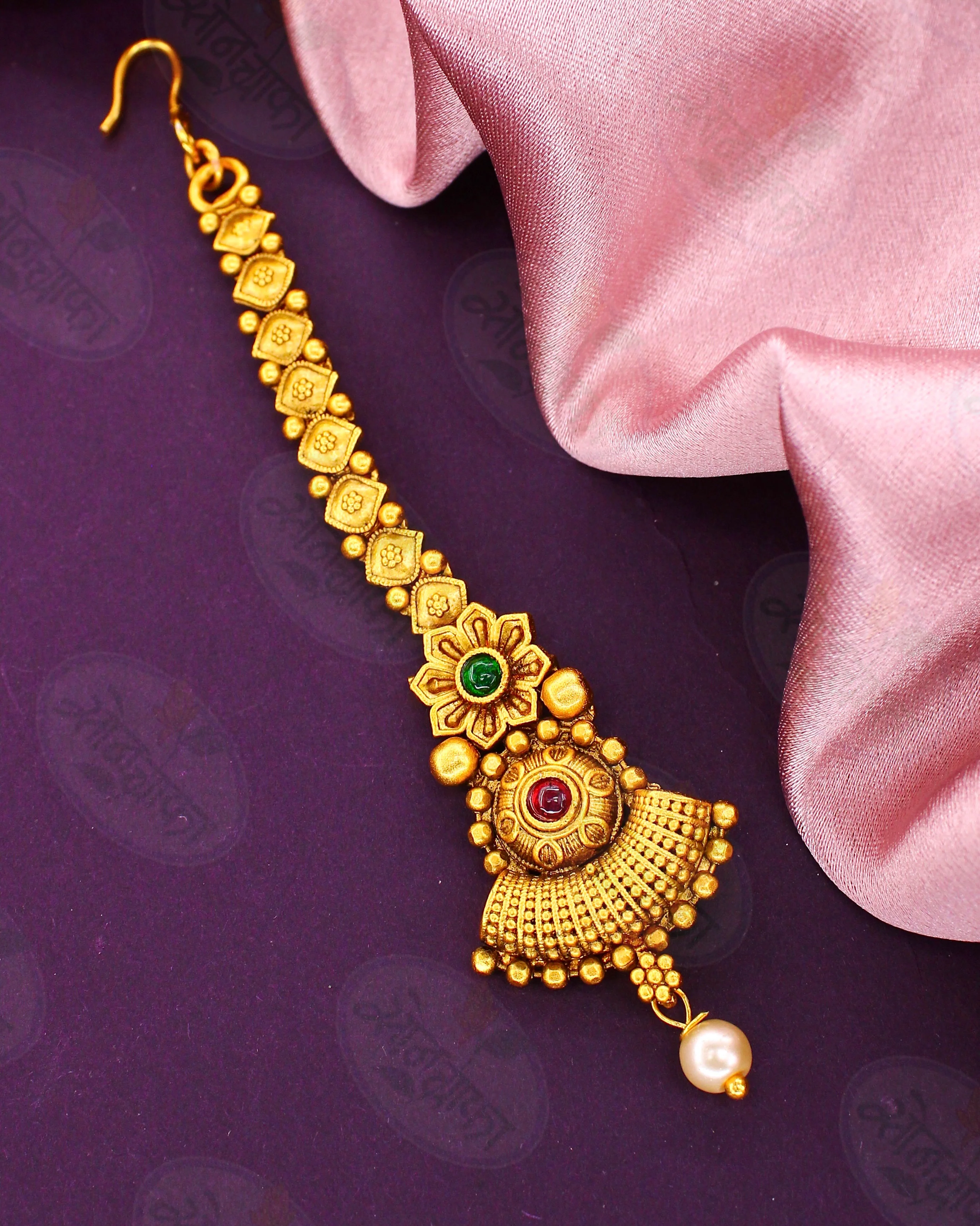 GRACEFUL FLORAL BINDI - Image 4