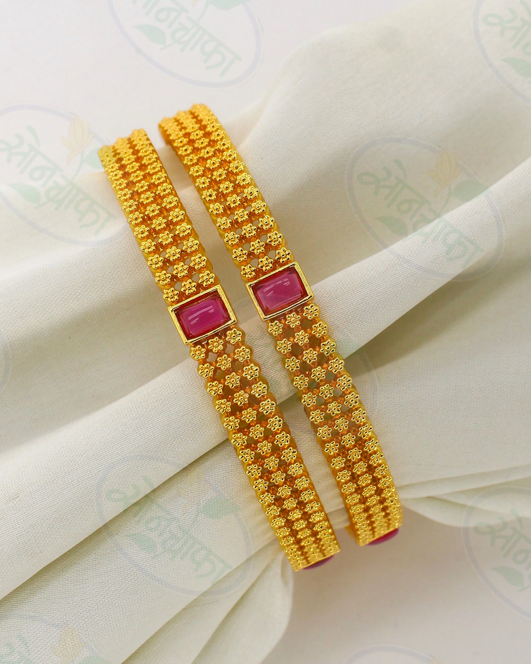 STUNNING MATTE FINISH BANGLES - Image 2