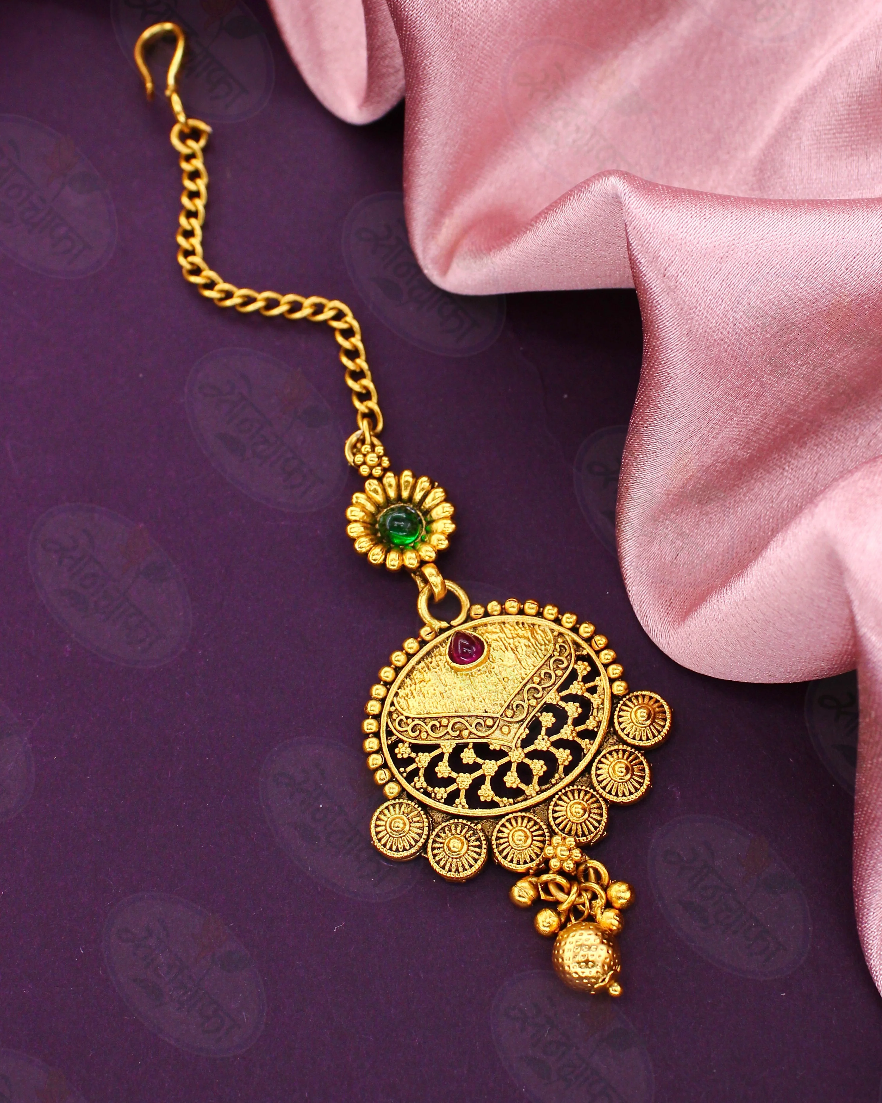 SPARKLES OF TRADITION BINDI - Image 2