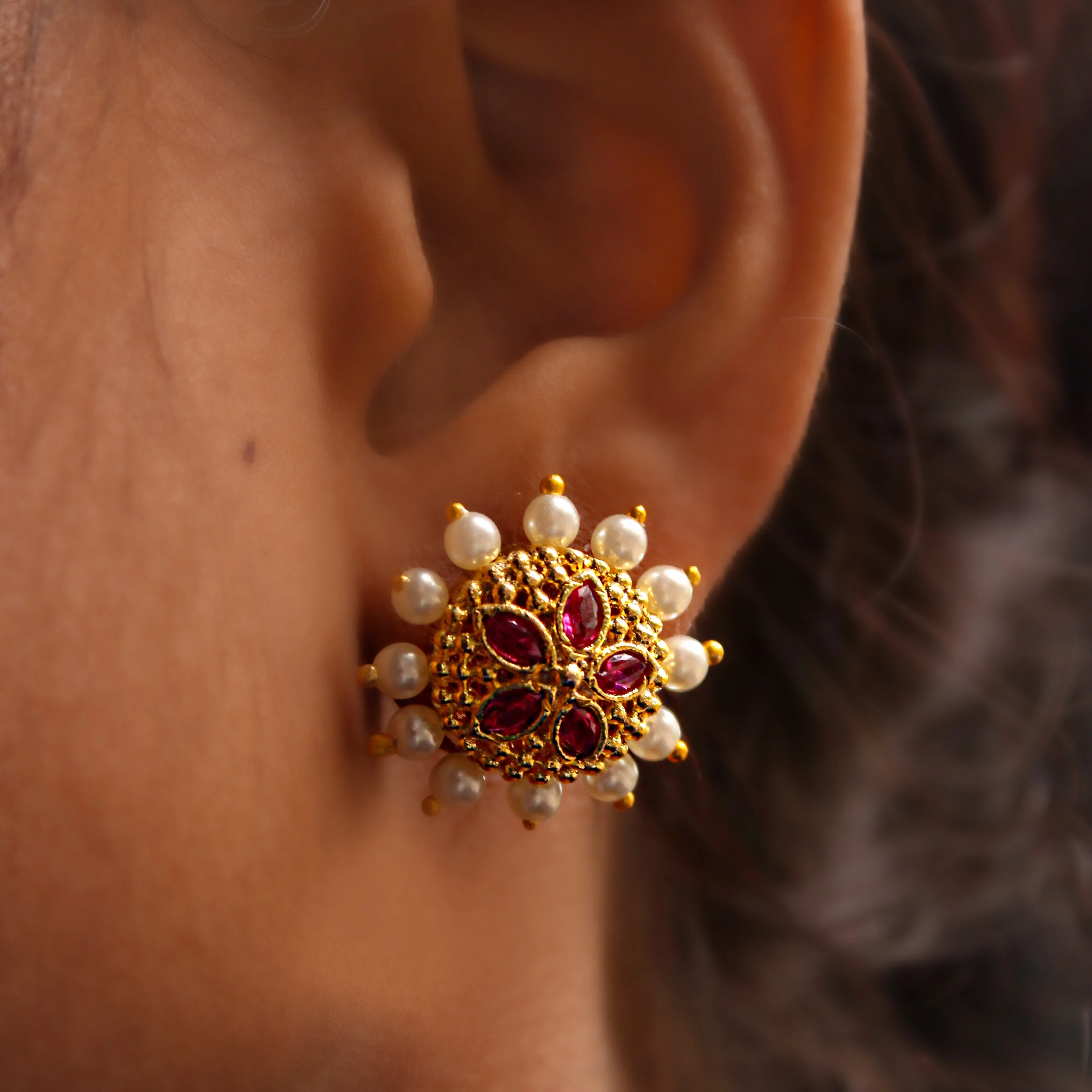 PINK STONE PEARL STUDS - Image 2