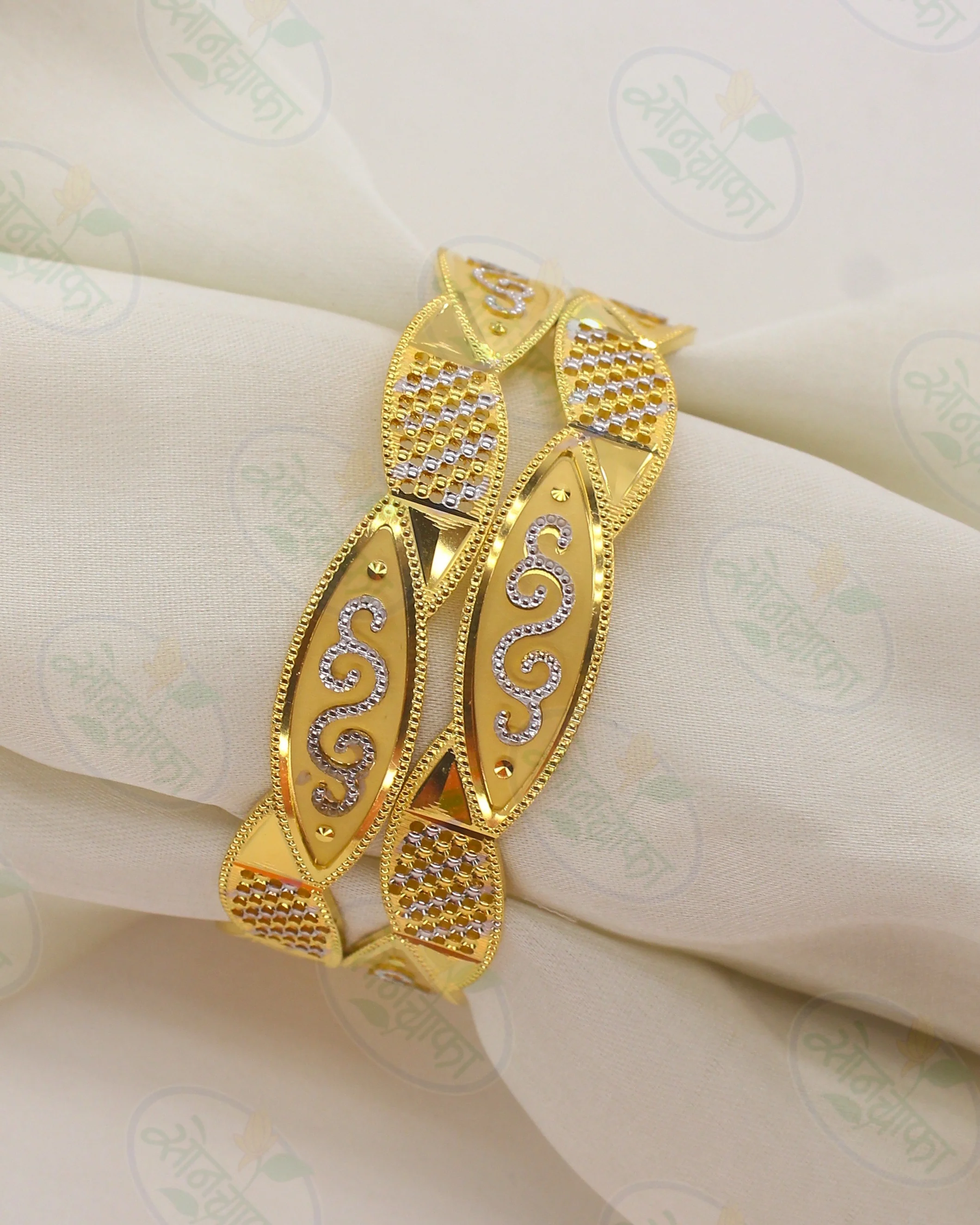 BRILLIANT 2 PC BANGLES