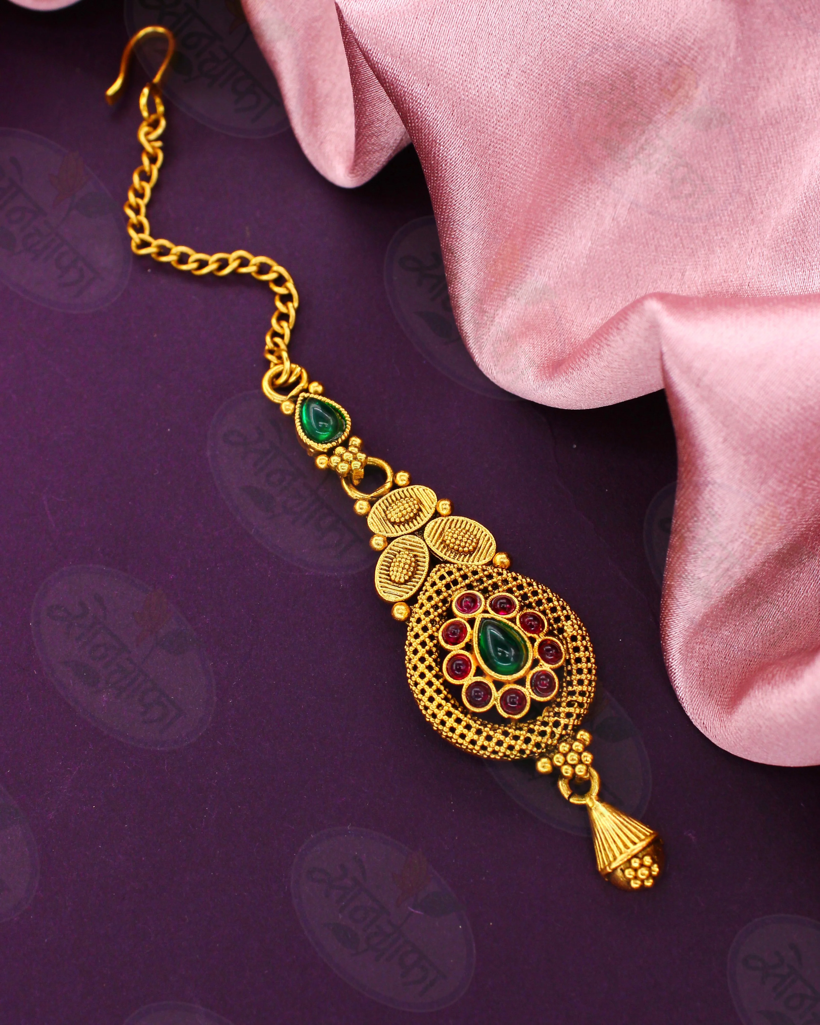 ETHNIC OPULENCE RAJWADI BINDI - Image 3