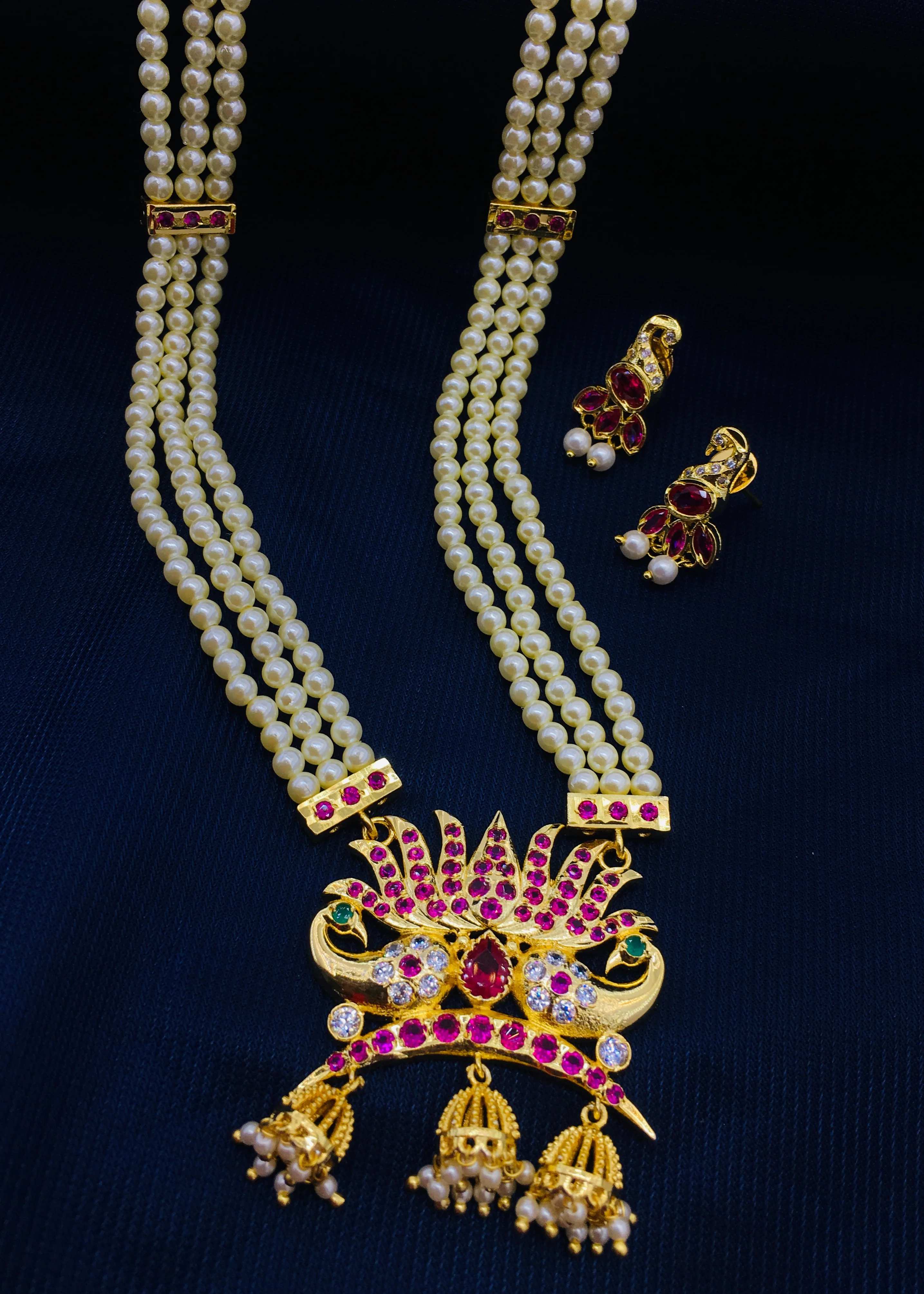 LOTUS DESIGNER PENDANT NECKLACE - Image 3