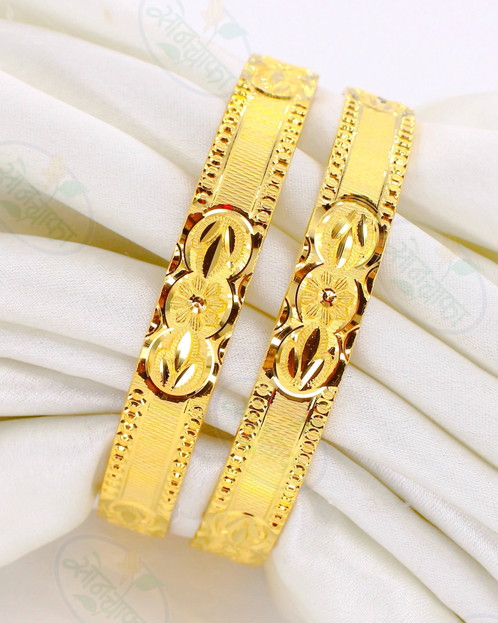 DESIGNER GOLD PLATED BANGLES - Image 4
