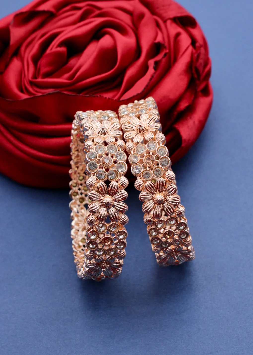 ANTIQUE FLOWERET BANGLES - Image 3