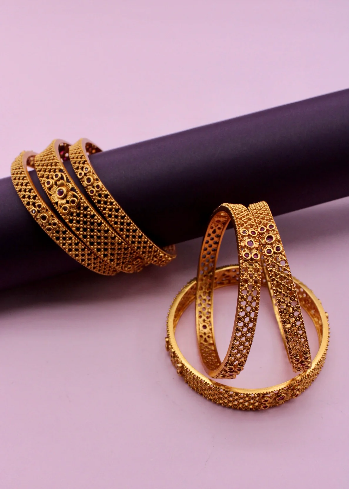 MATTE FLOWERET BANGLES - Image 3