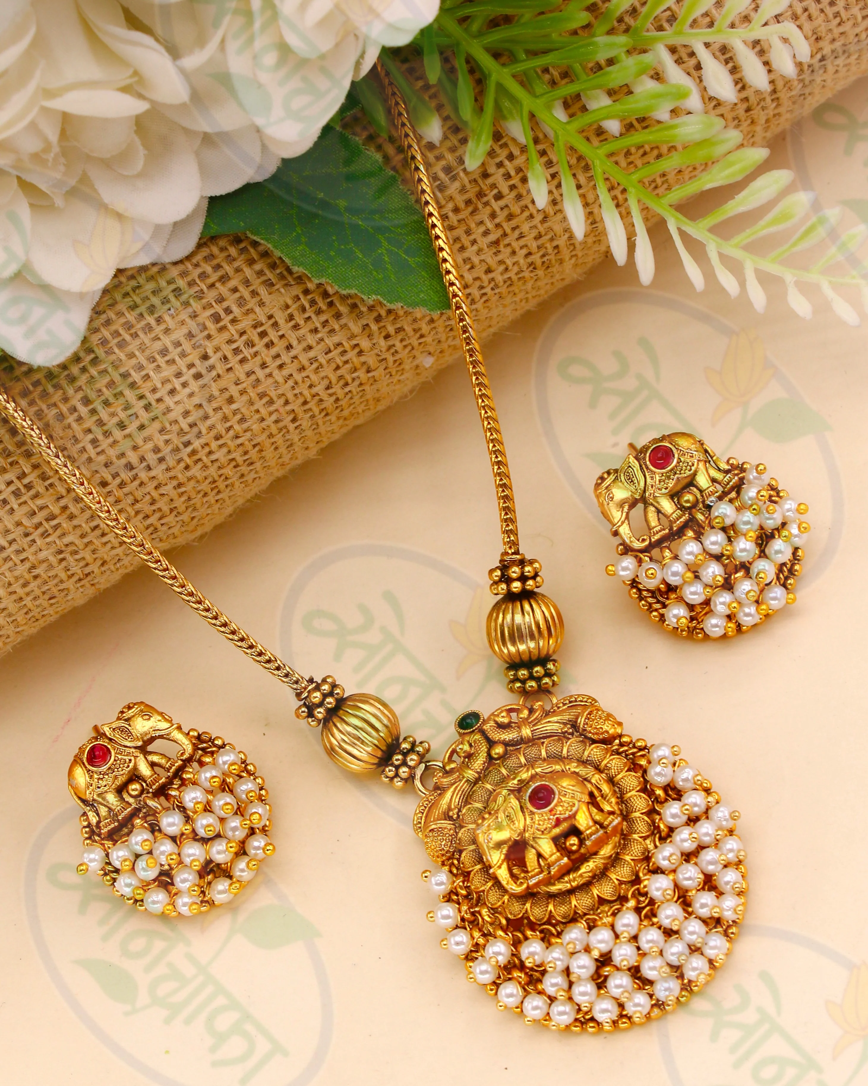 ELEGANT GAJANTLAXMI  NECKLACE SET