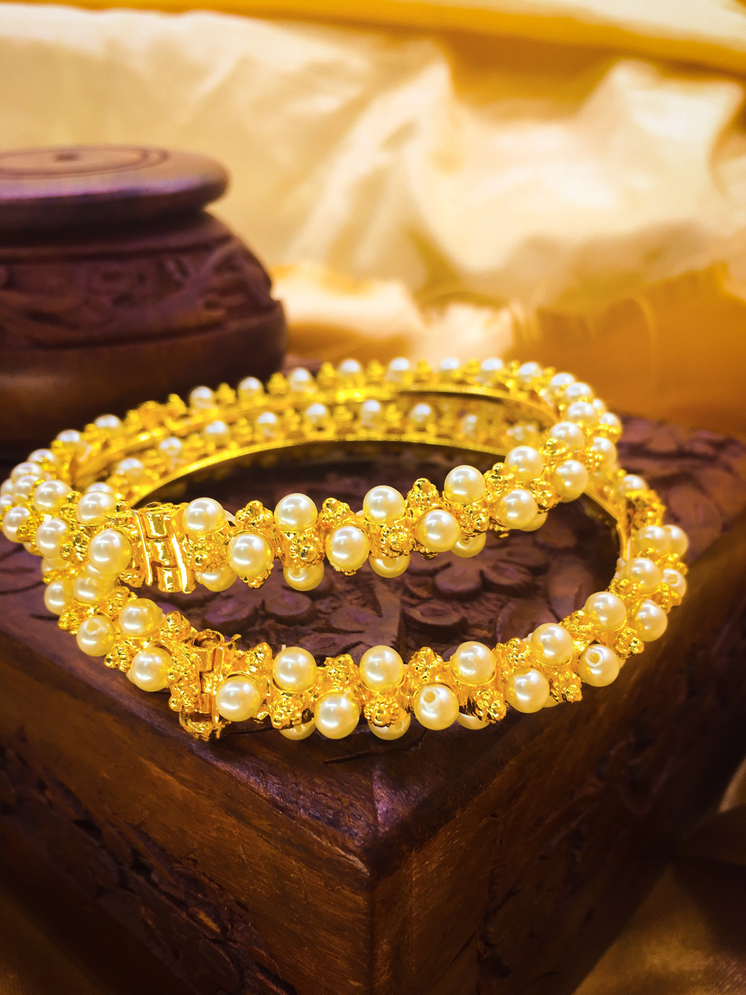 GOLDEN & PEARL BEADS BANGLES - Image 3