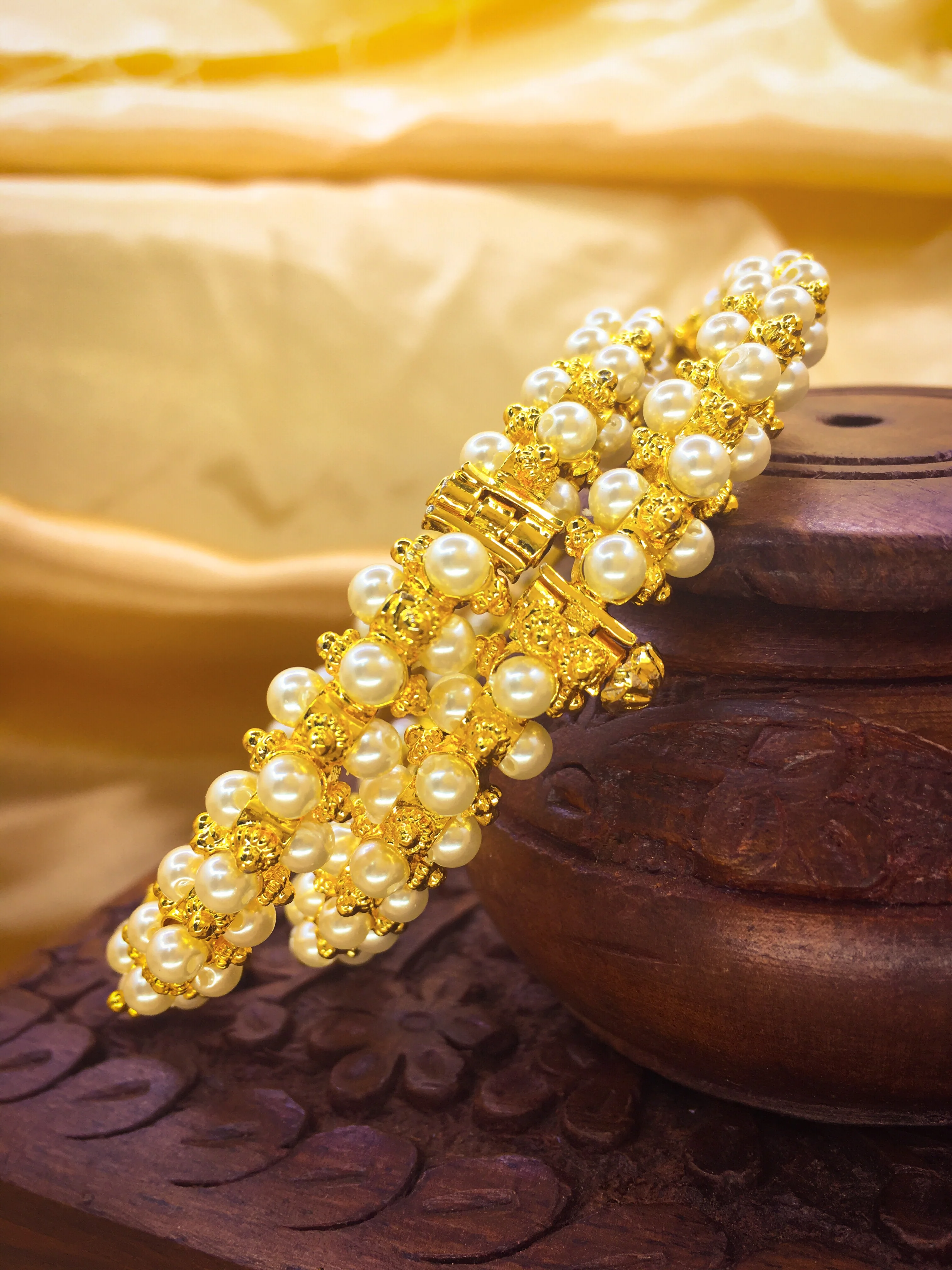 GOLDEN & PEARL BEADS BANGLES - Image 7