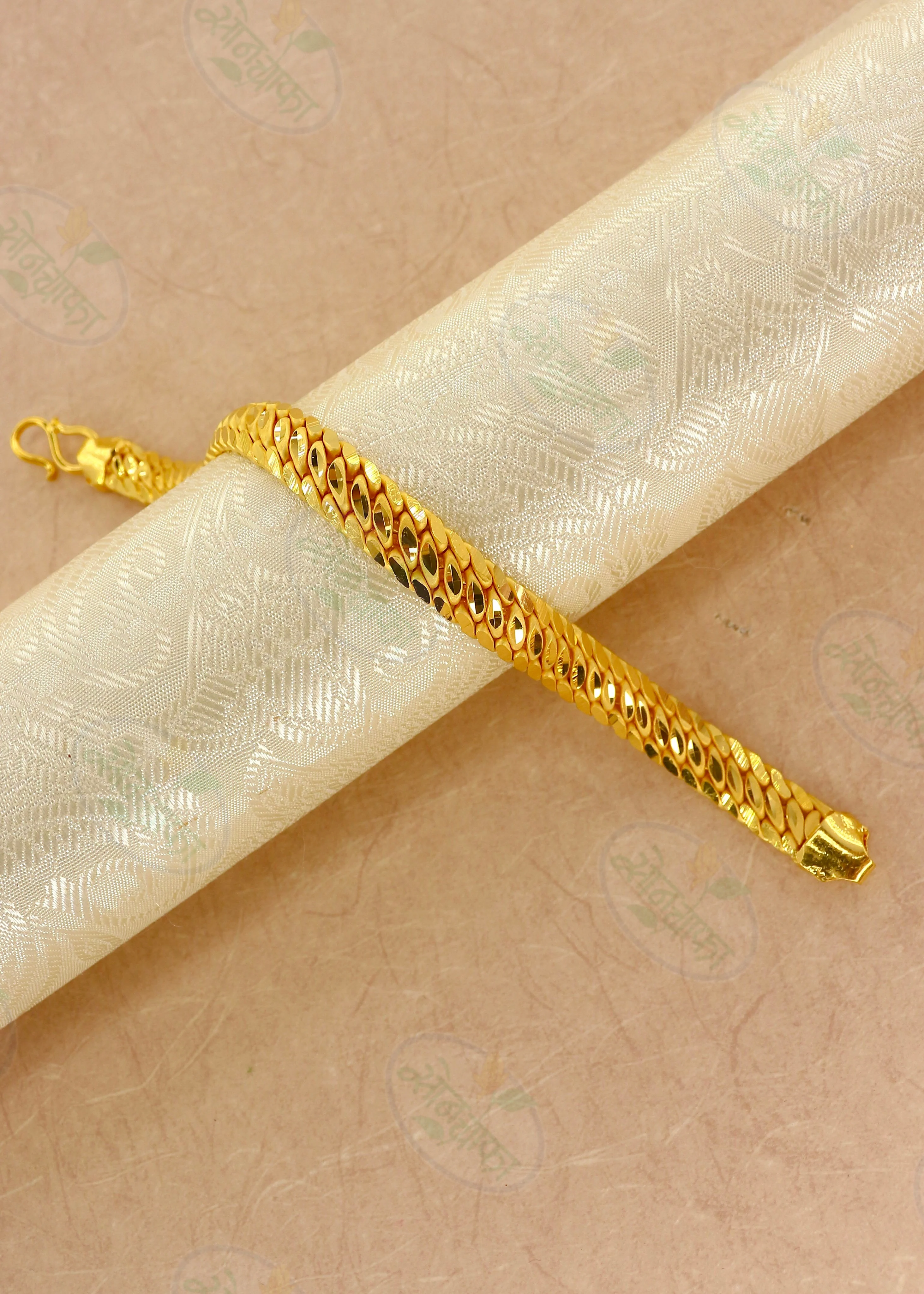 FANCY GOLD PLATED BRACELET - Image 3