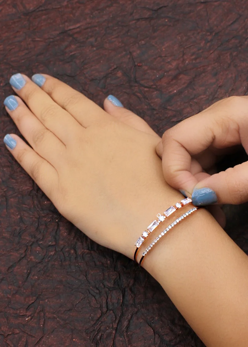 ENTICING DIA BRACELET