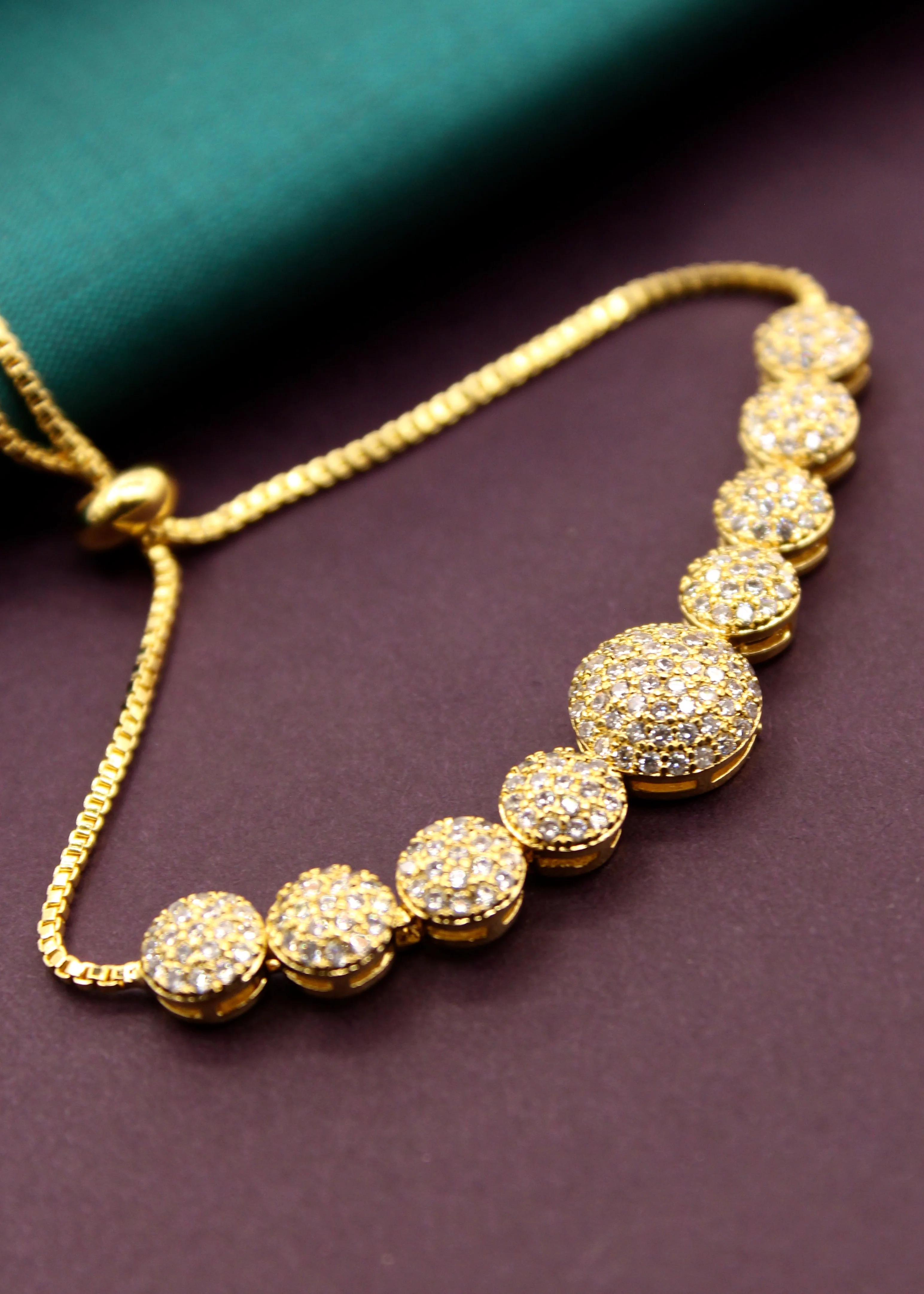 ELEGANT DIA BRACELET - Image 3