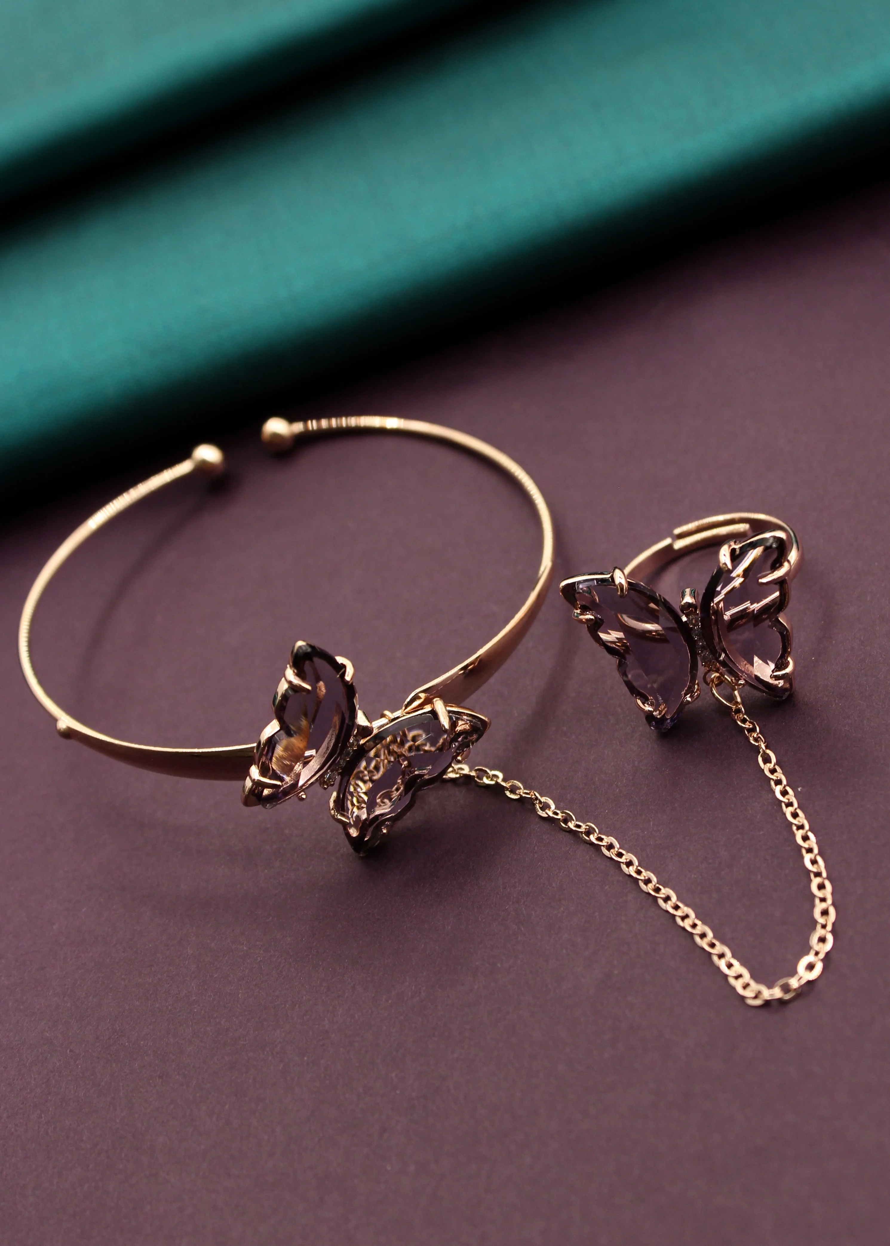 DAINTY BUTTERFLY BRACELET