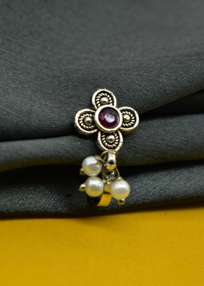 PRETTY OXIDISED NOSE PIN - Image 6