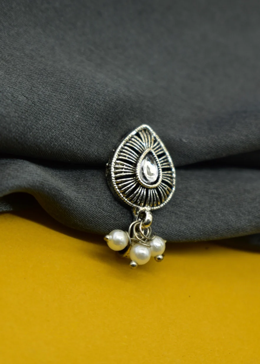 DROPLET DESIGNER NOSE PIN - Image 4