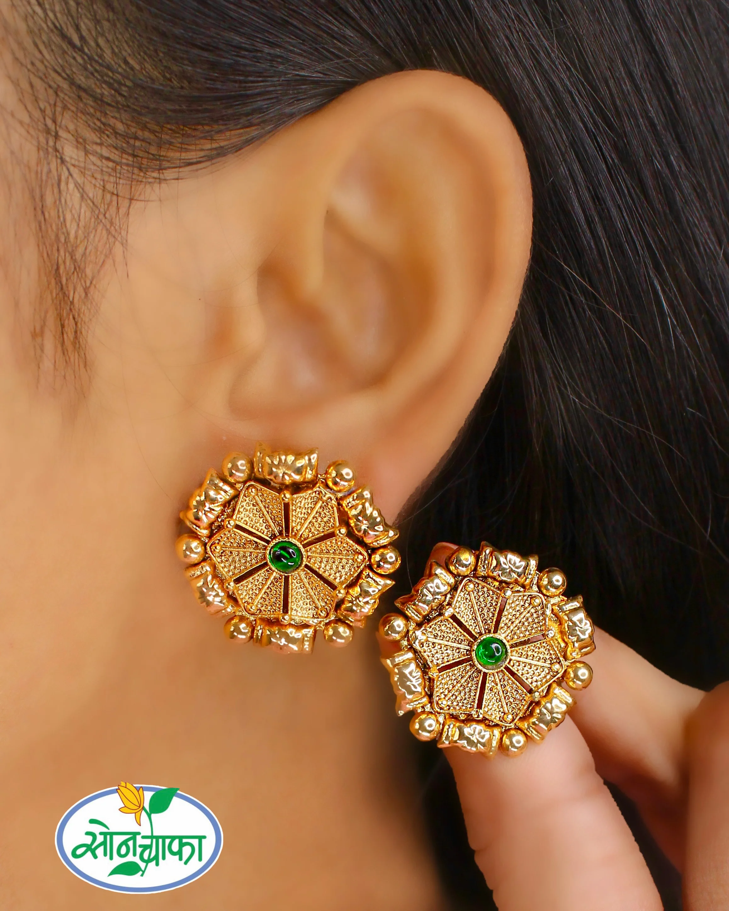 ELEGANT FLORAL EARRINGS - Image 4