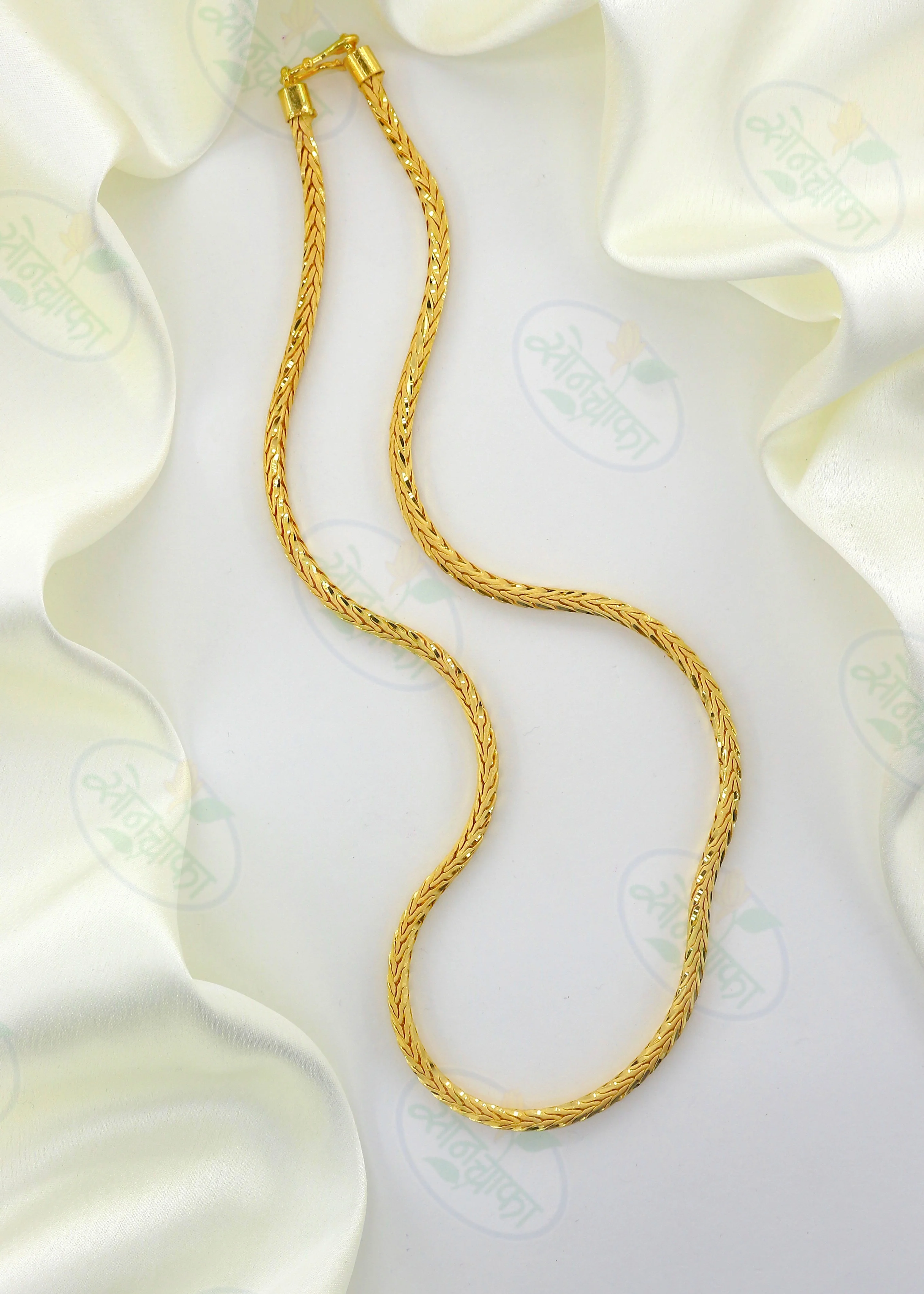 RADIANT GOLD PLATED CHAIN - Image 3