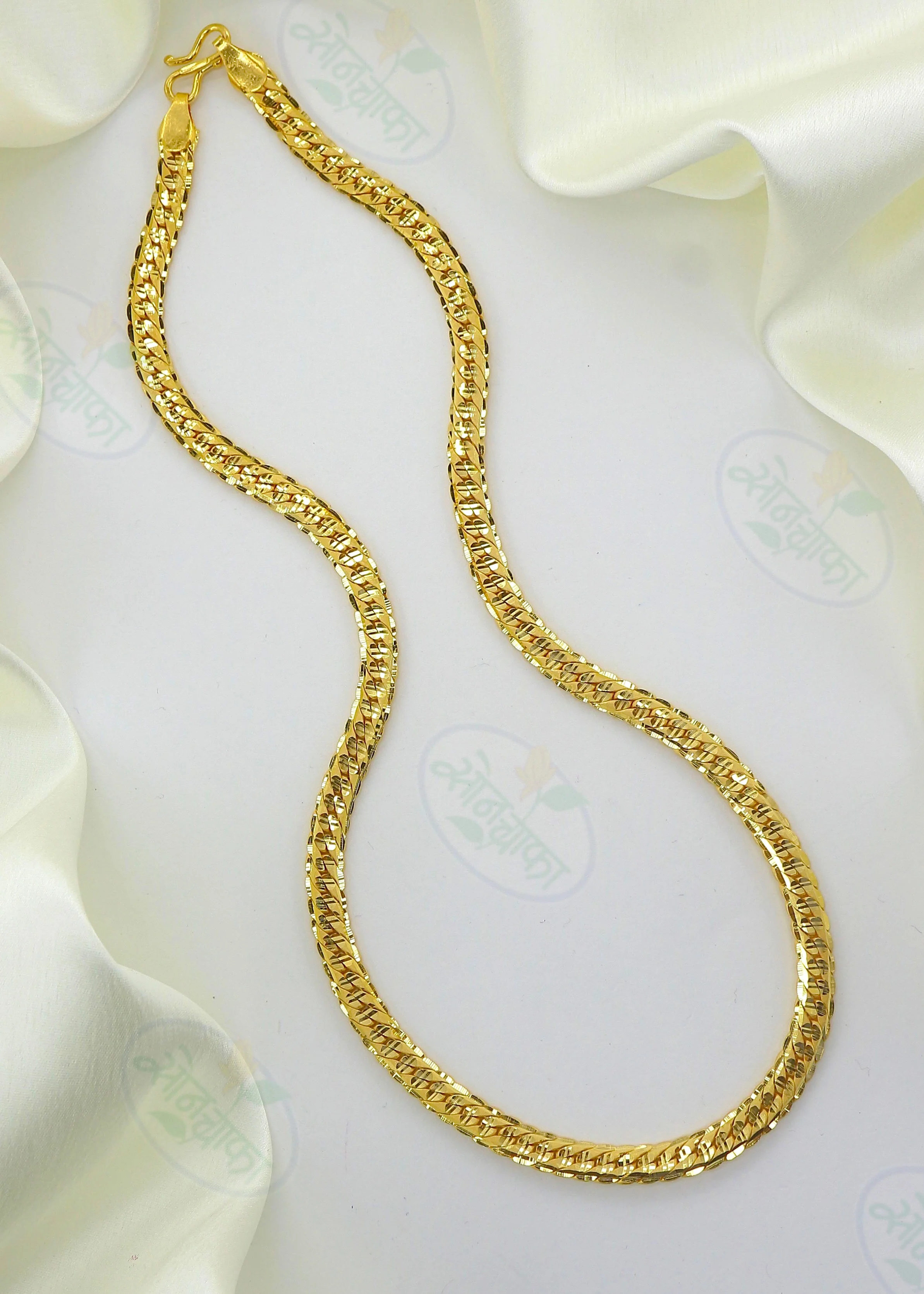 STYLISH TRENDY DESIGNER GOLD PLATED CHAIN - Image 2