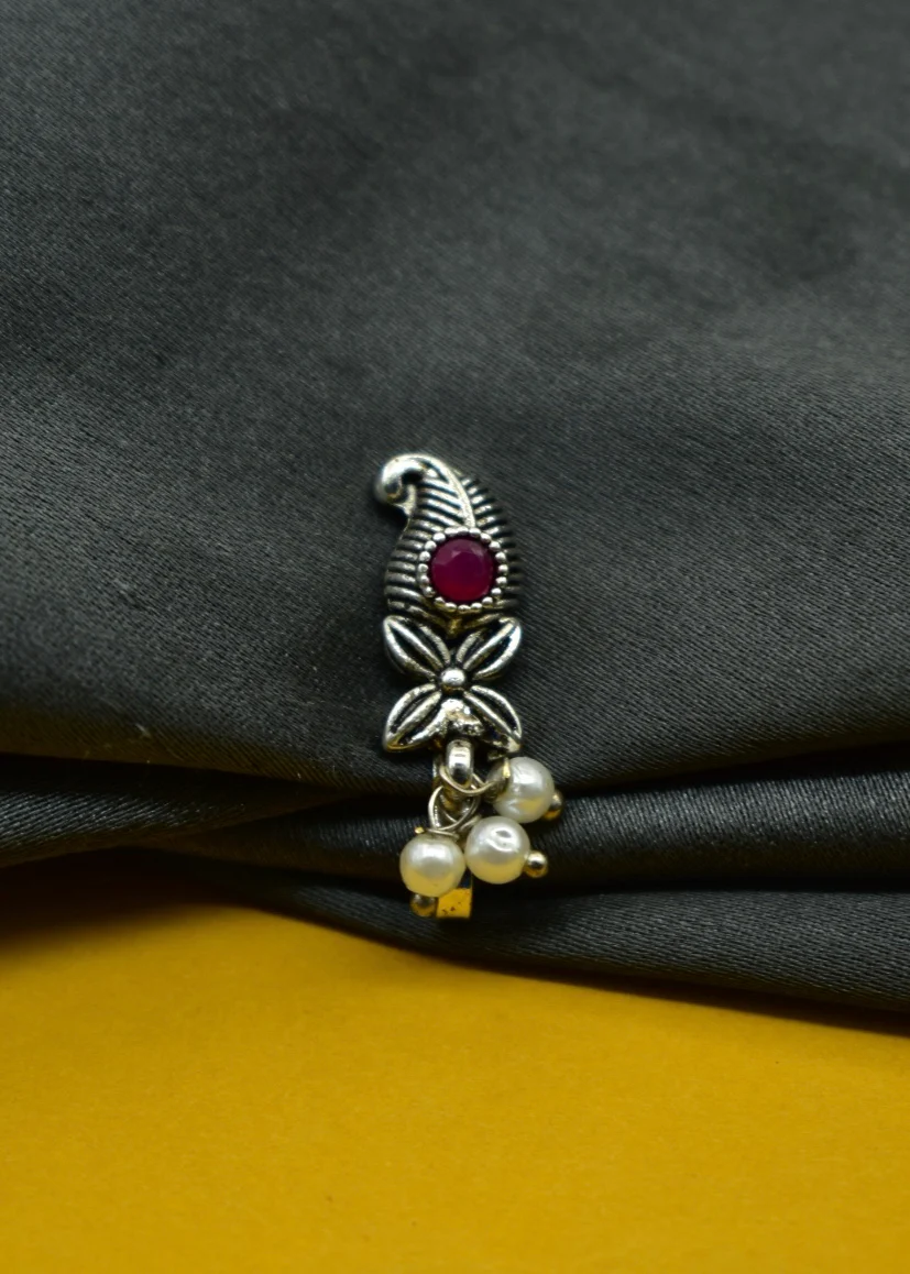 KUYRI DESIGNER NOSE PIN - Image 3