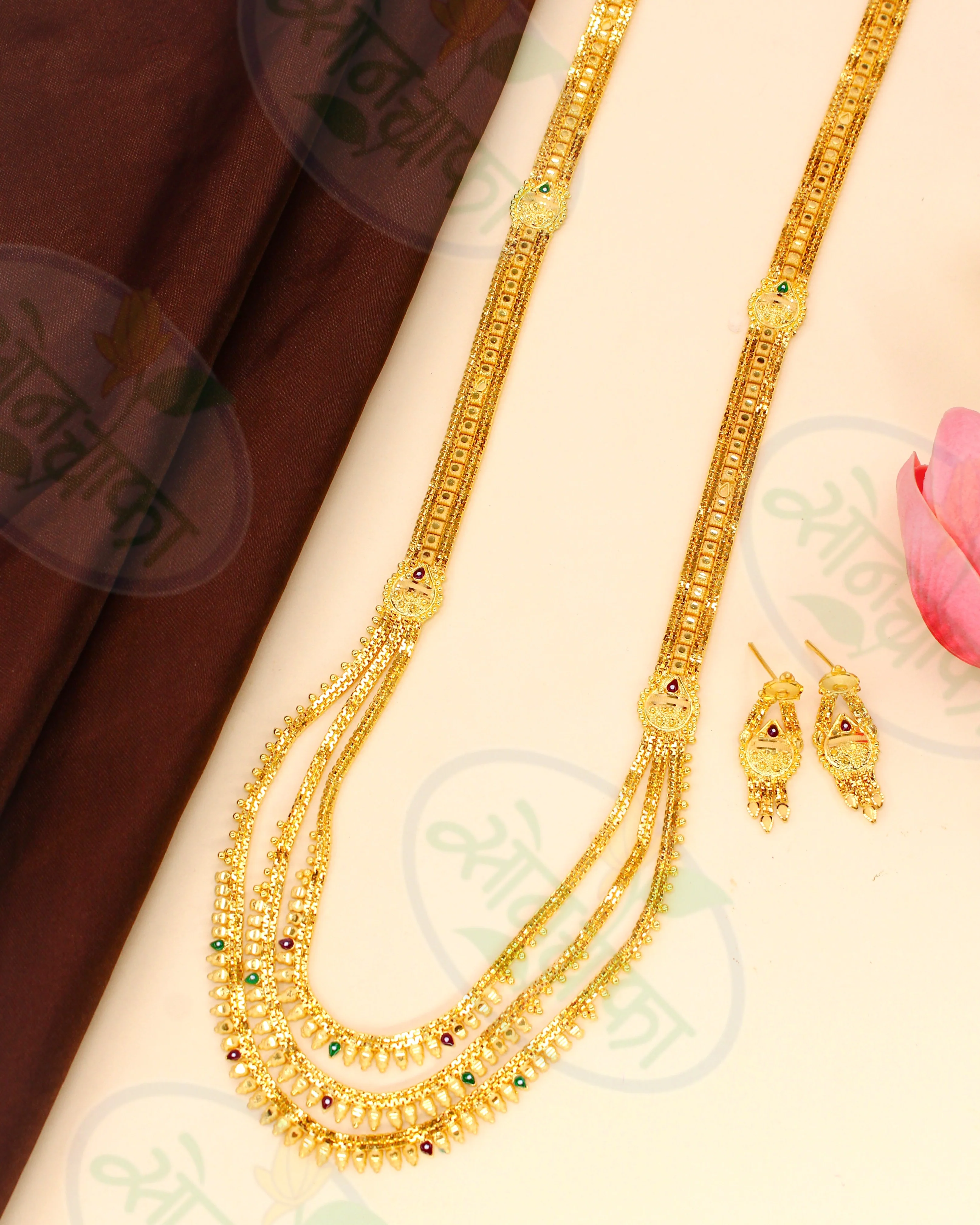 STONE DESIGNER RANI HAAR
