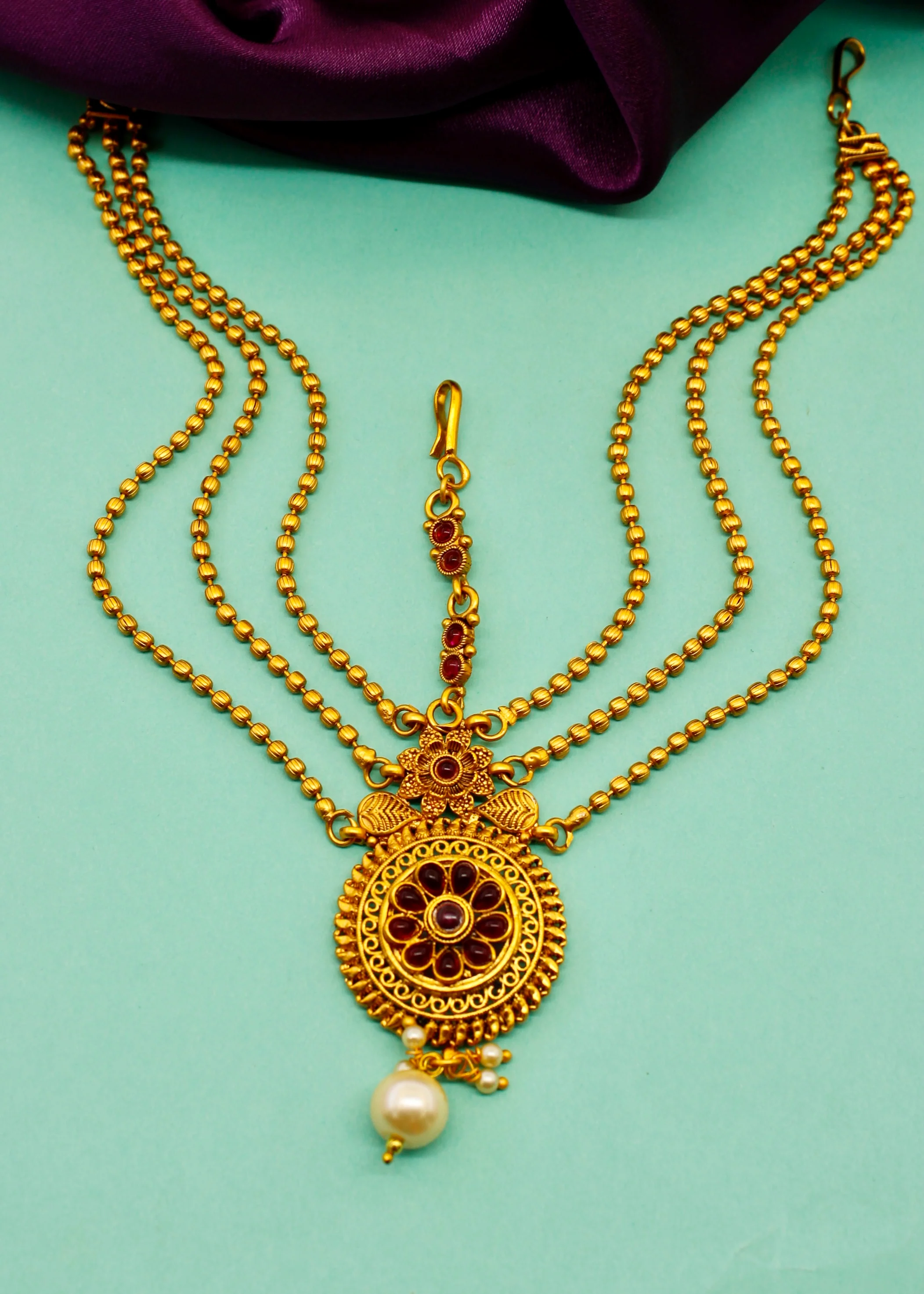 TRADITIONAL BINDI