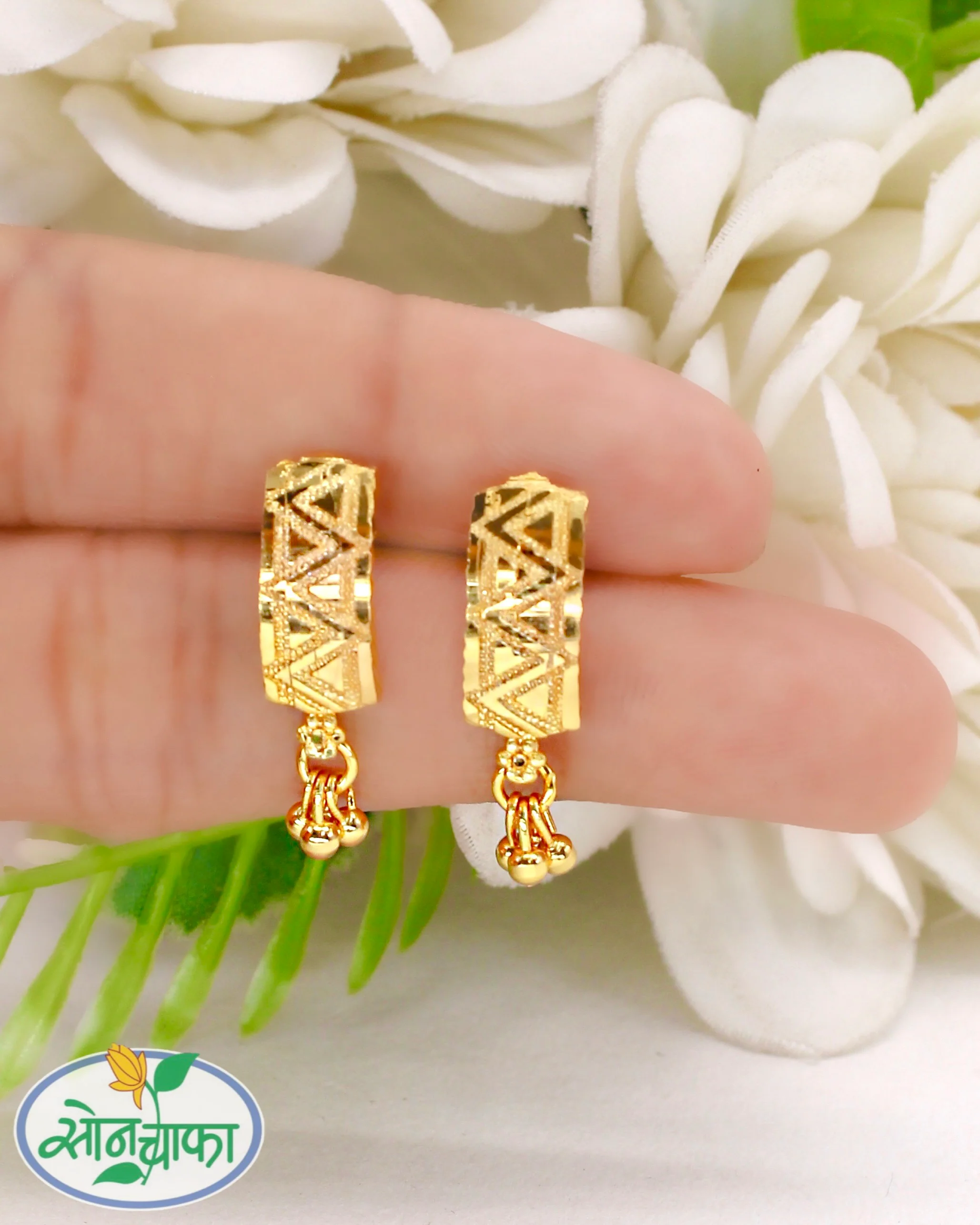 DAZZING GRACE DROP EARRINGS