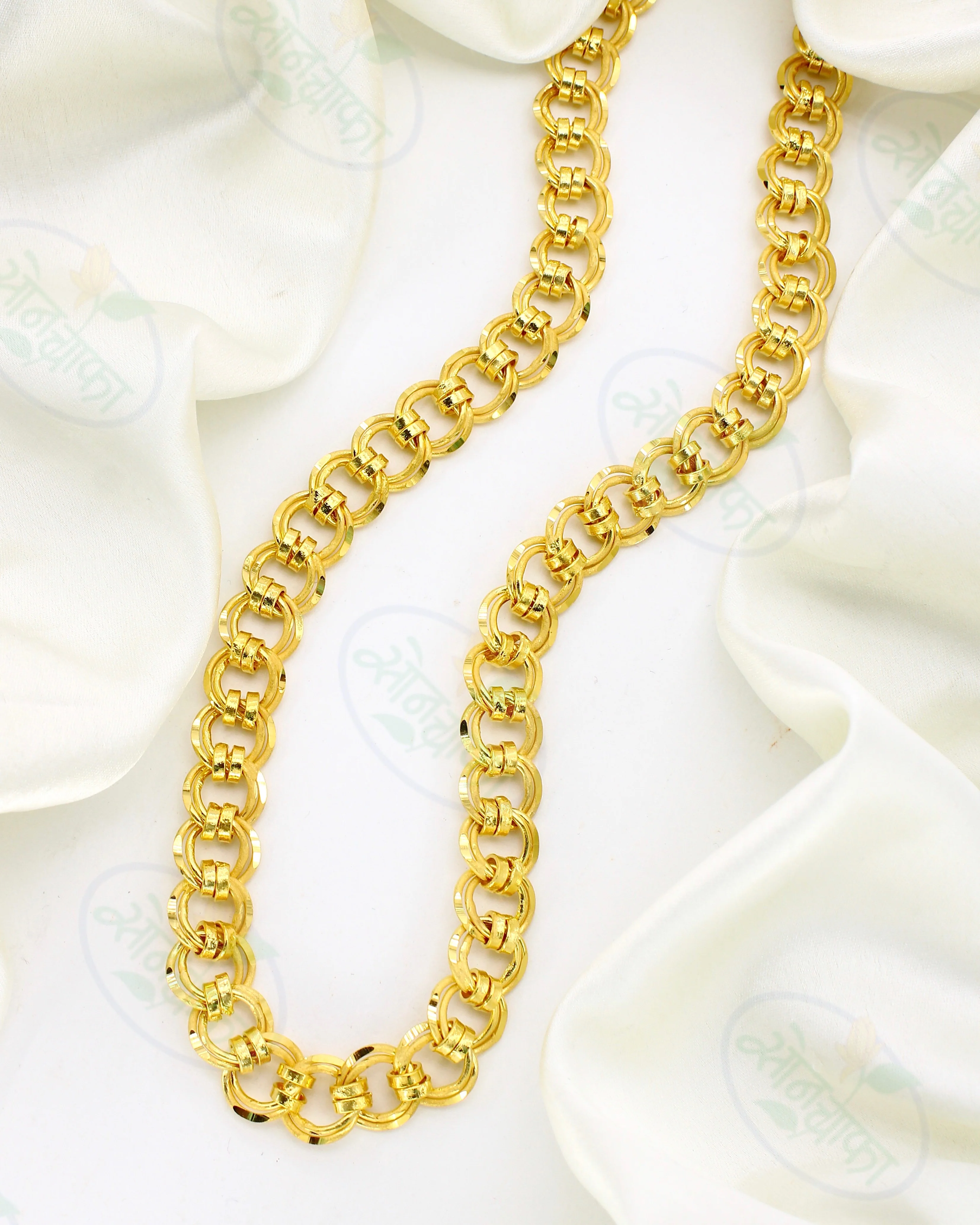 ECLECTIC LINKED GOLD PLATED CHAIN - Image 2