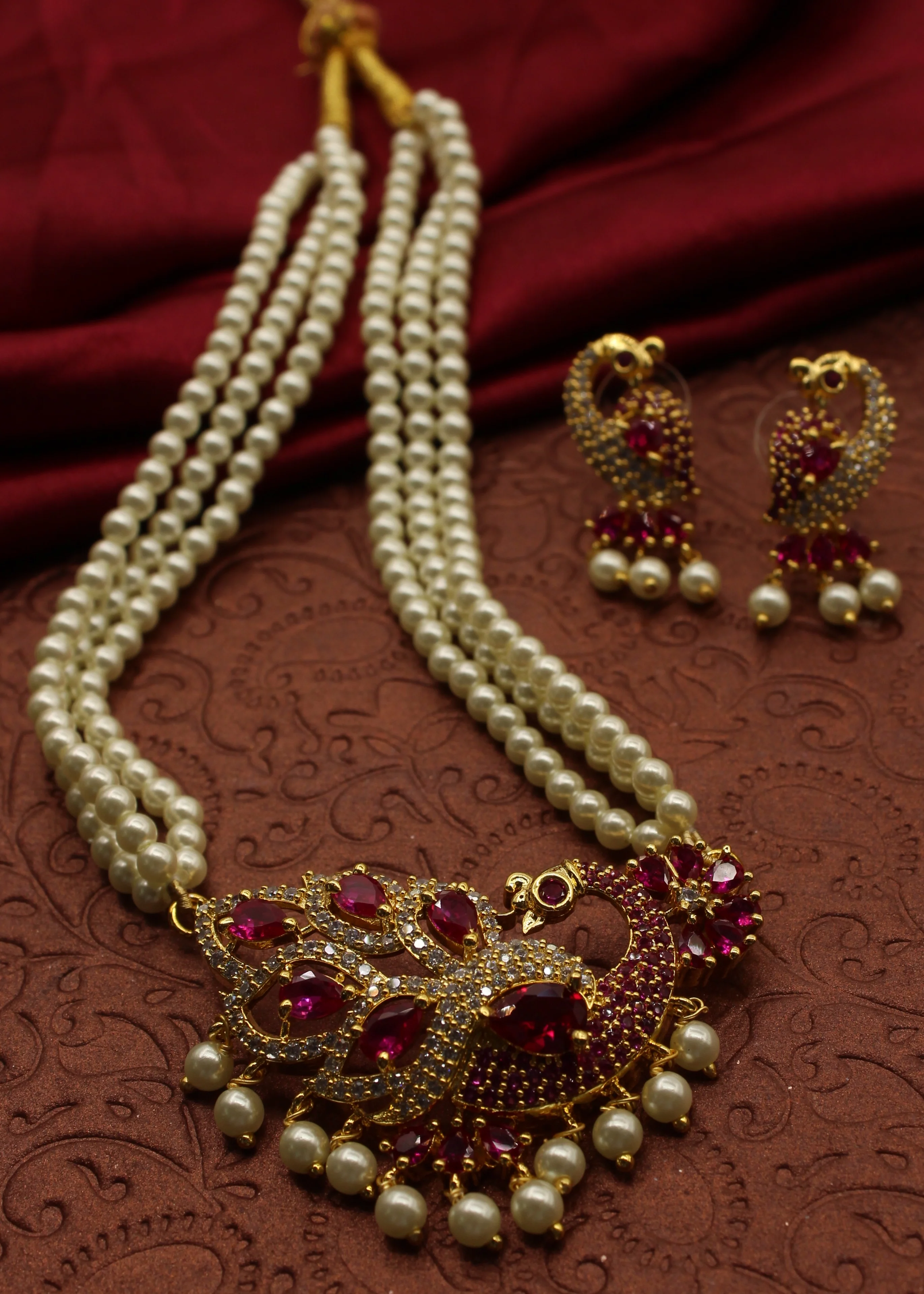 CLASSIC PEACOCK NECKLACE - Image 4
