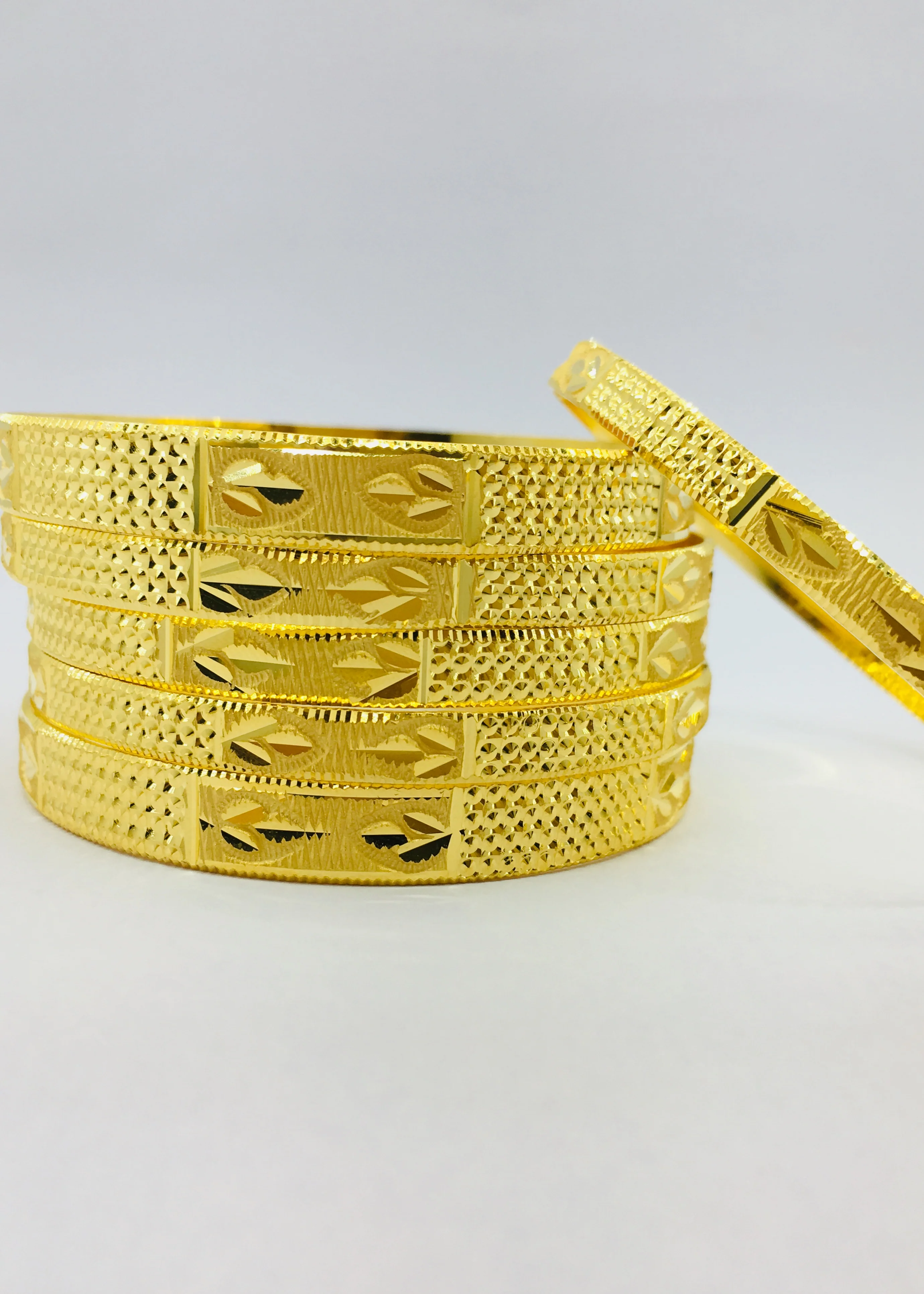 LEAF DESIGNER BANGLES - Image 6