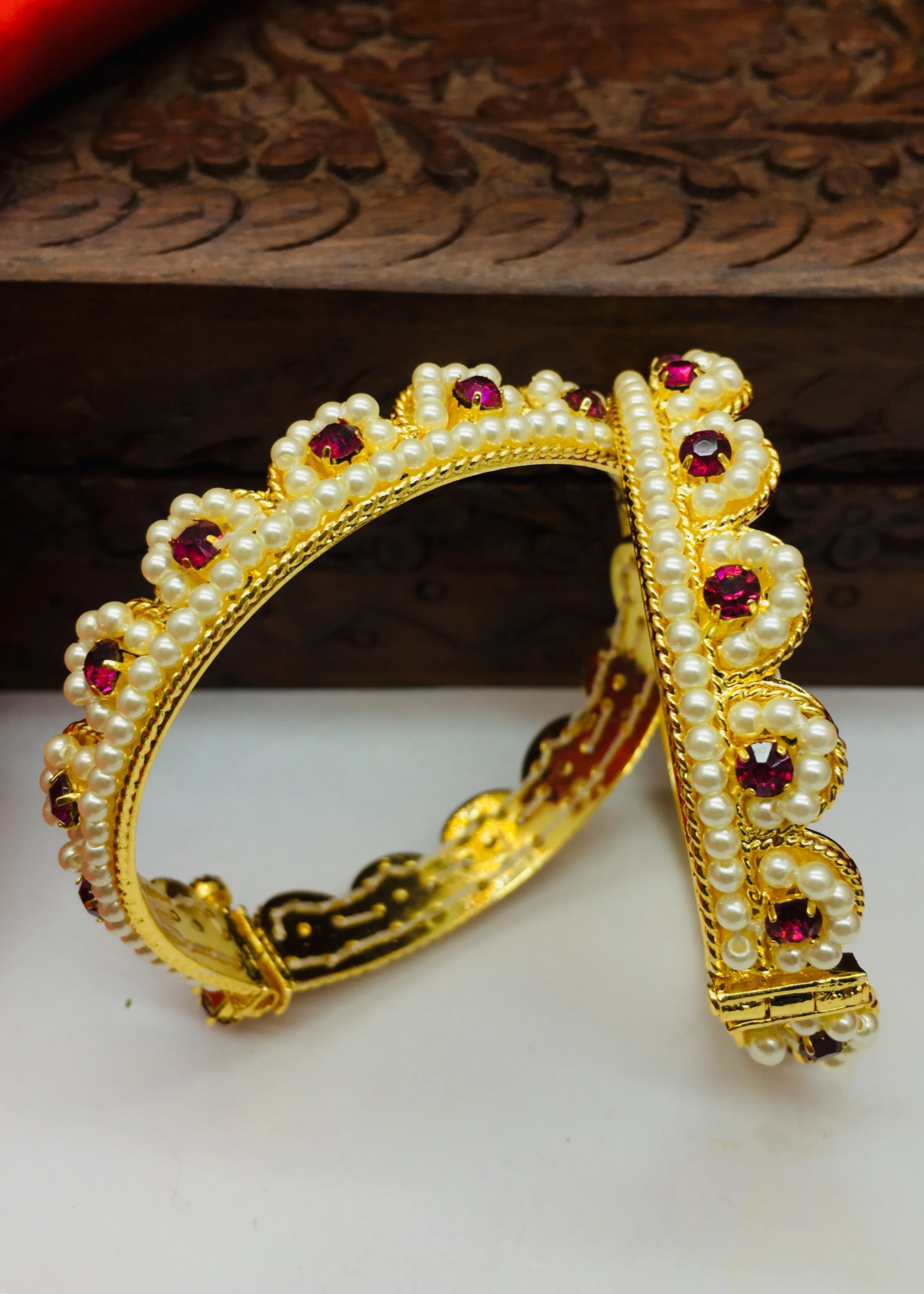 HALF CIRCLE PEARL DESIGN BANGLES - Image 5