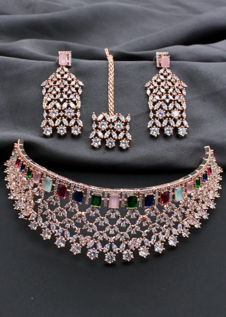 BEWITCHING DIA NECKLACE - Image 3