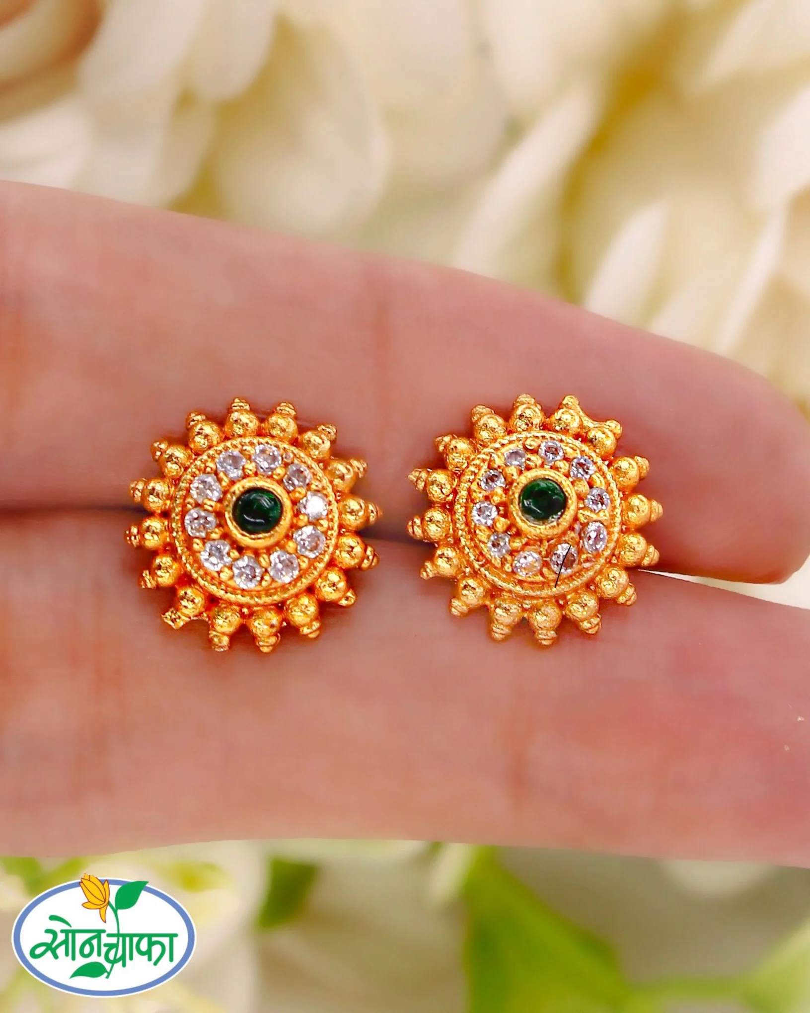 PRETTY ANTIQUE EAR-STUDS
