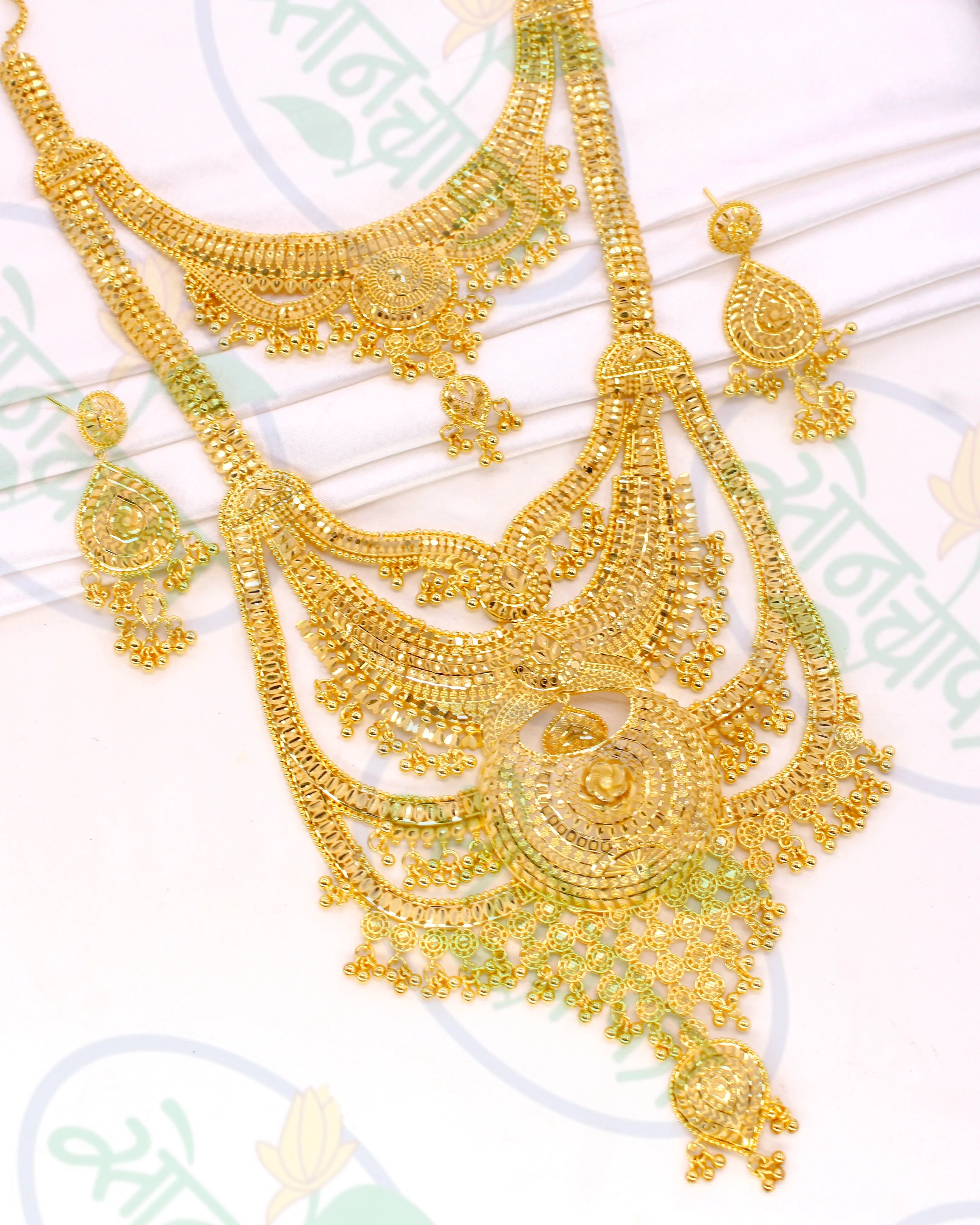 WEDDING WEAR GOLD PLATED NECKLACE