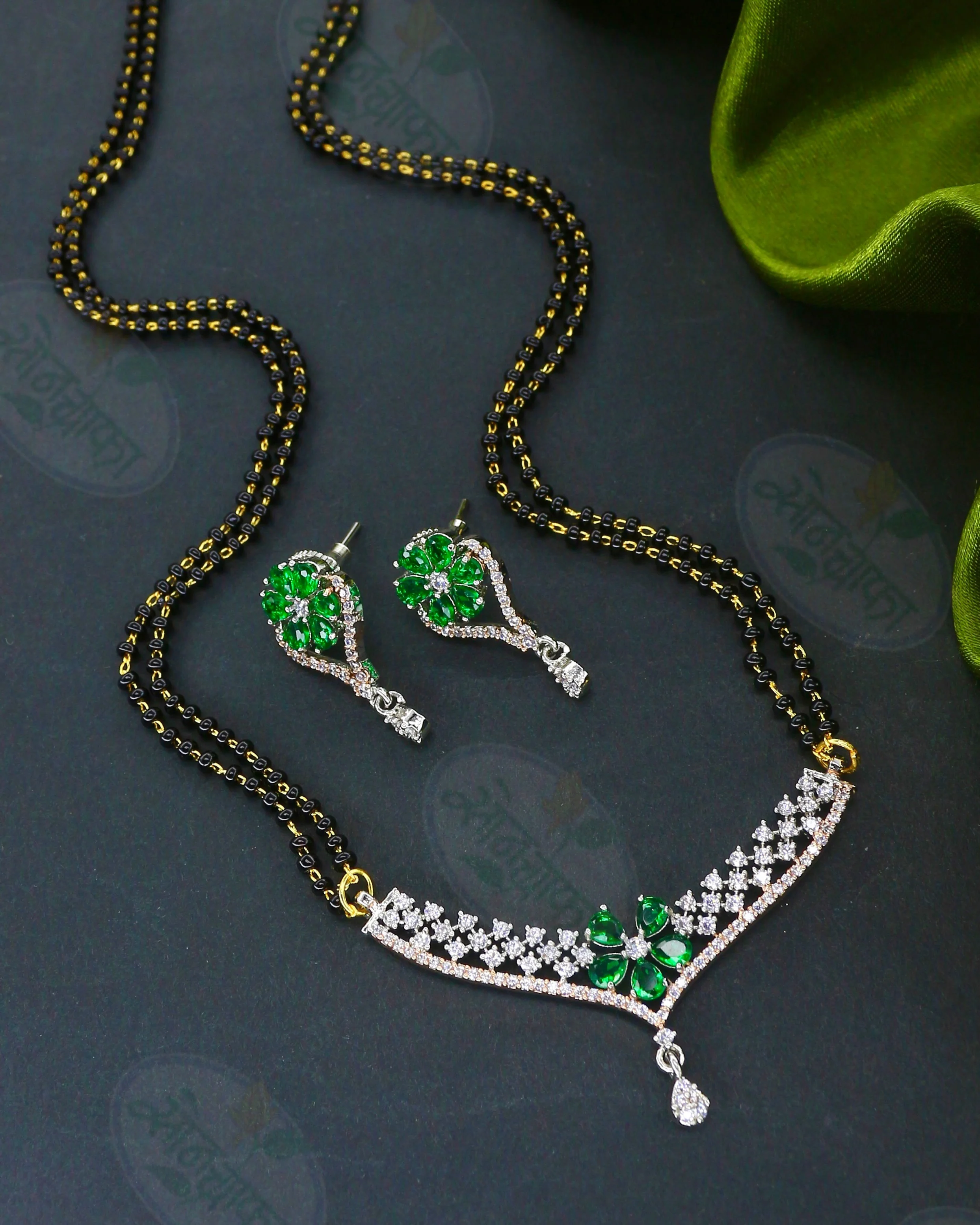 RADIANT ENCHANTMENT DIAMOND MANGALSUTRA - Image 4