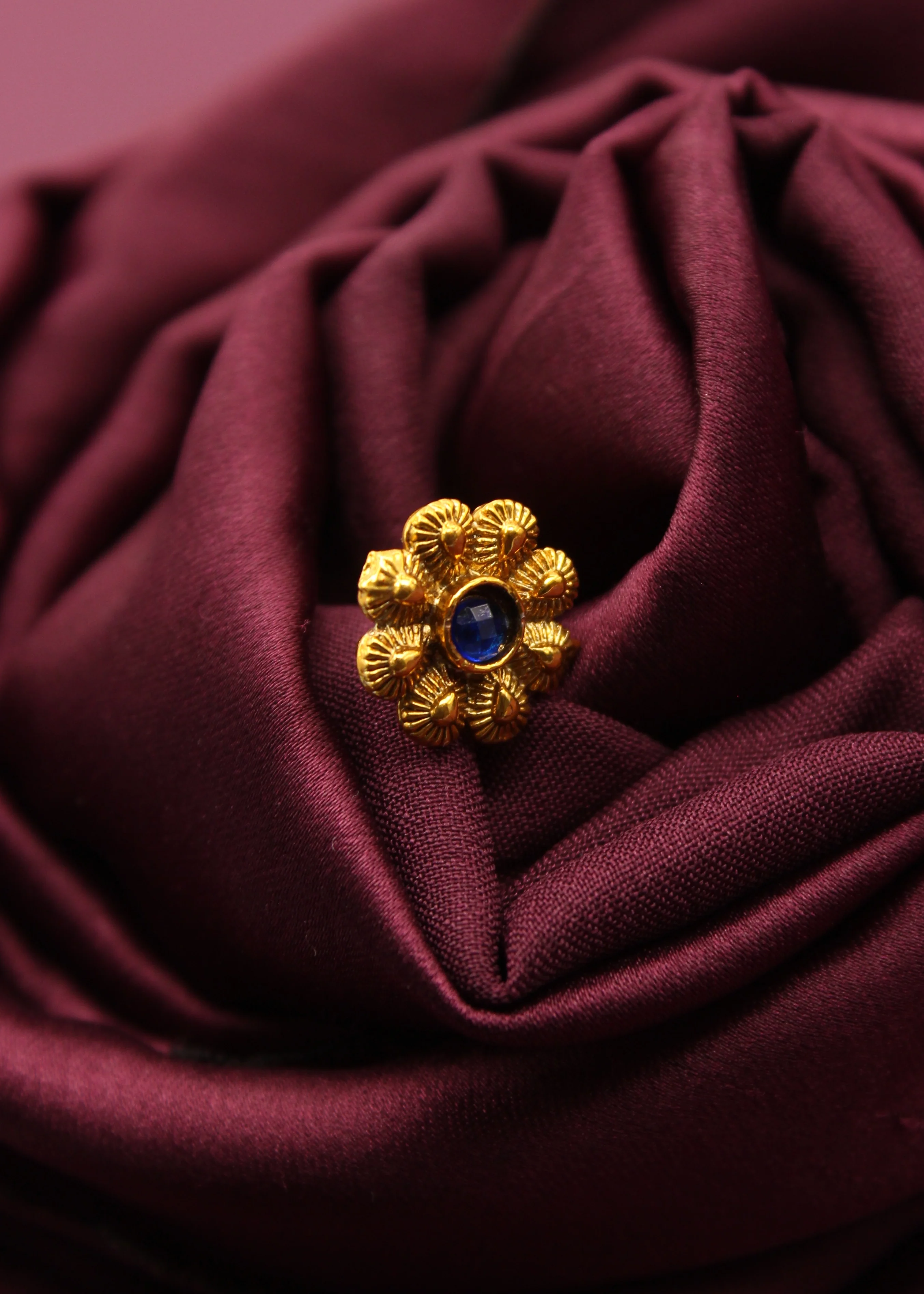 GRACEFUL DESIGNER NOSE PIN - Image 4