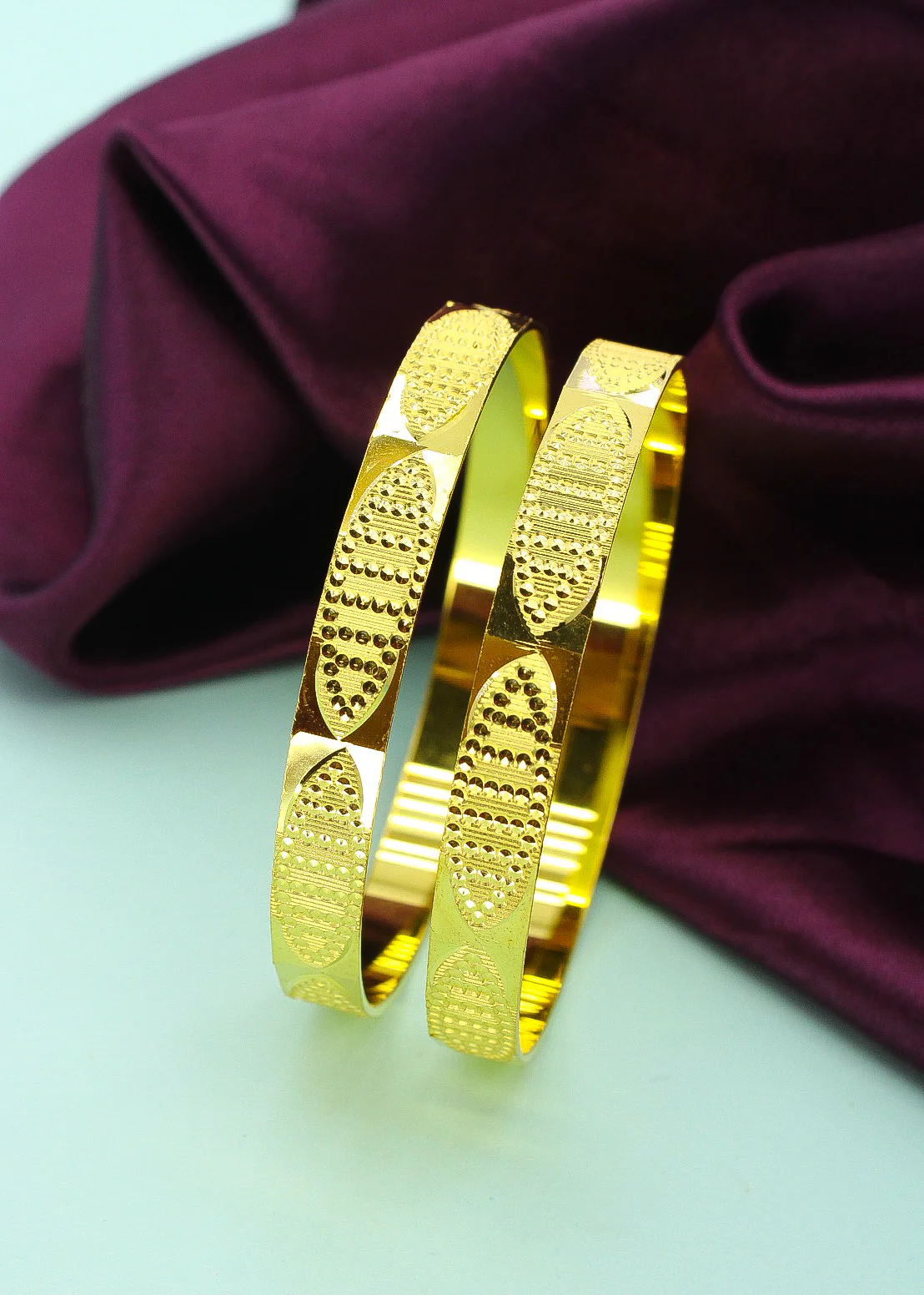 ECLECTIC GOLDEN BANGLES - Image 2
